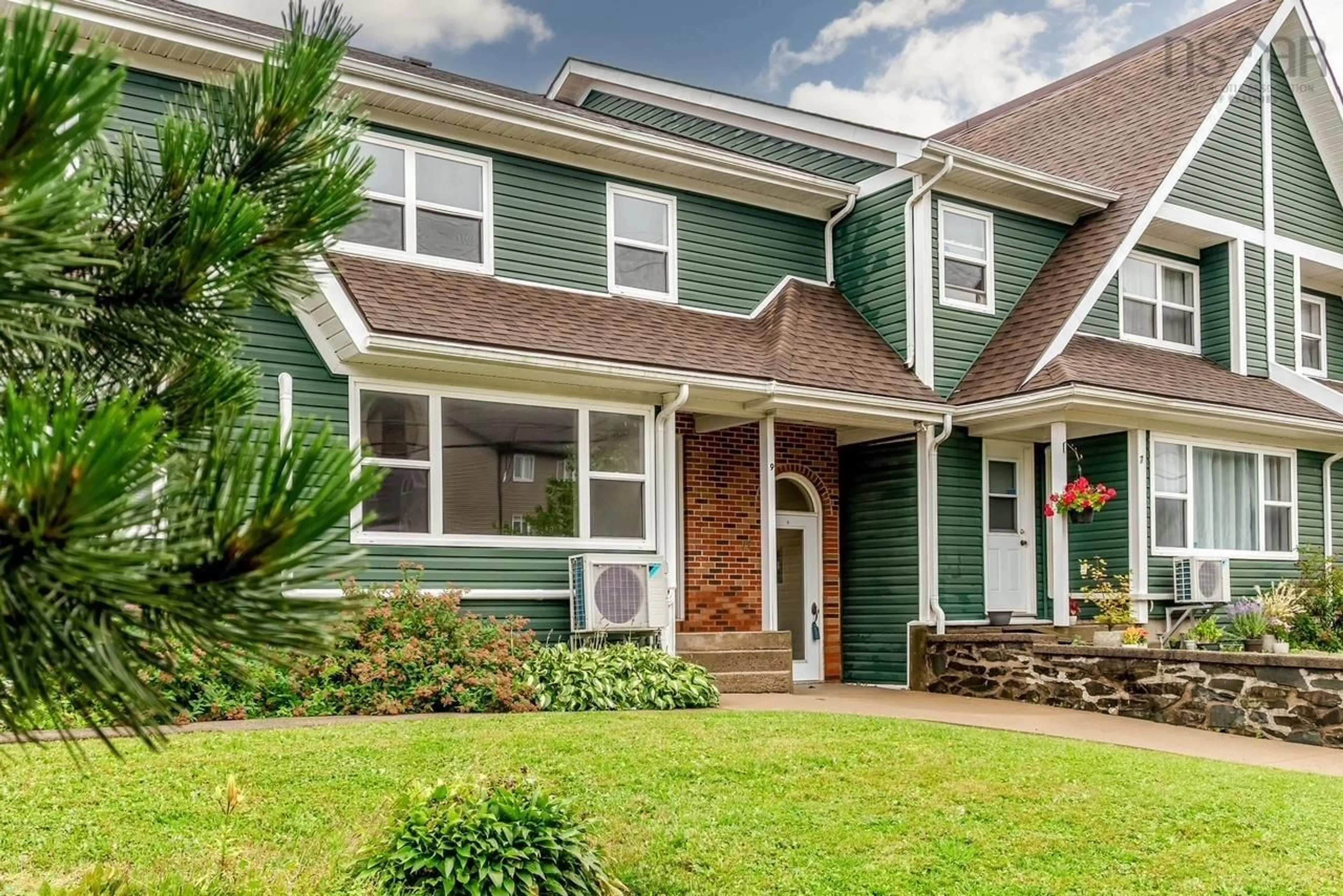 Home with vinyl exterior material, street for 77 Collins Grove #9, Nantucket Nova Scotia B2W 4G3