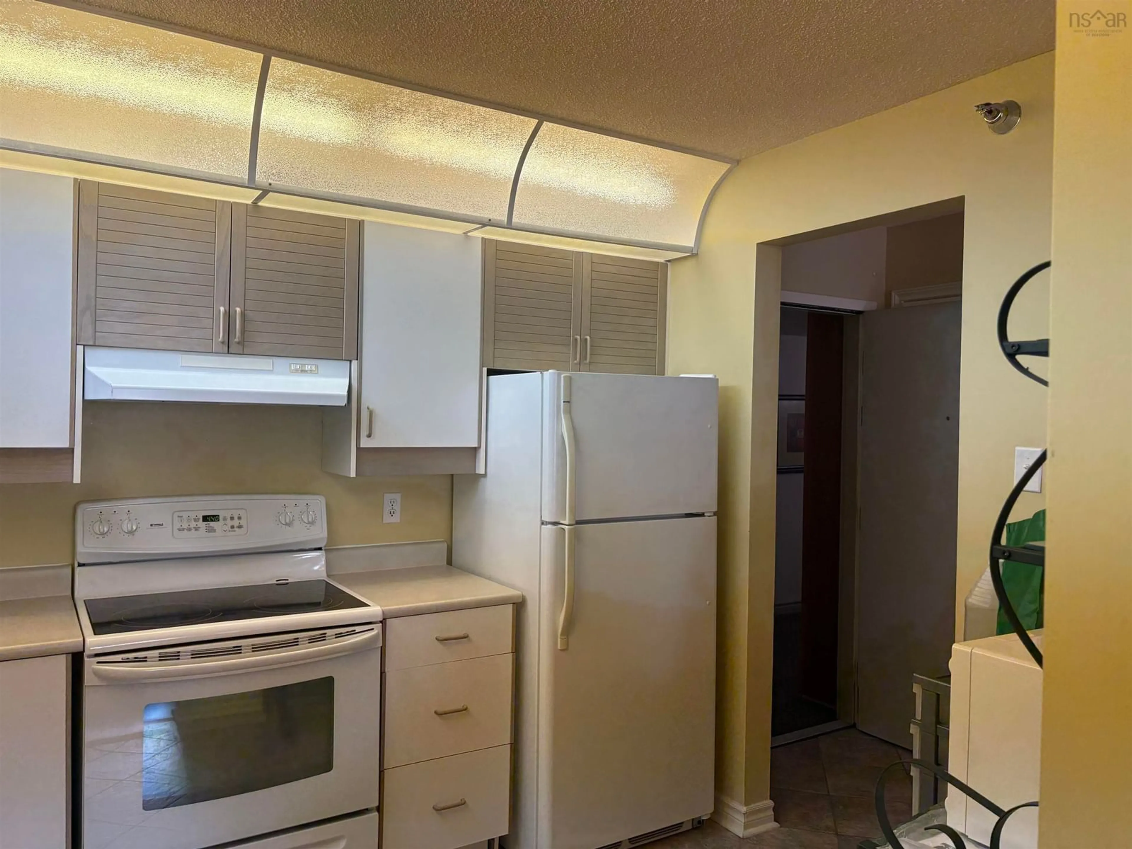 Standard kitchen, unknown for 85 Spinnaker Dr #402, Halifax Nova Scotia B3N 3E3