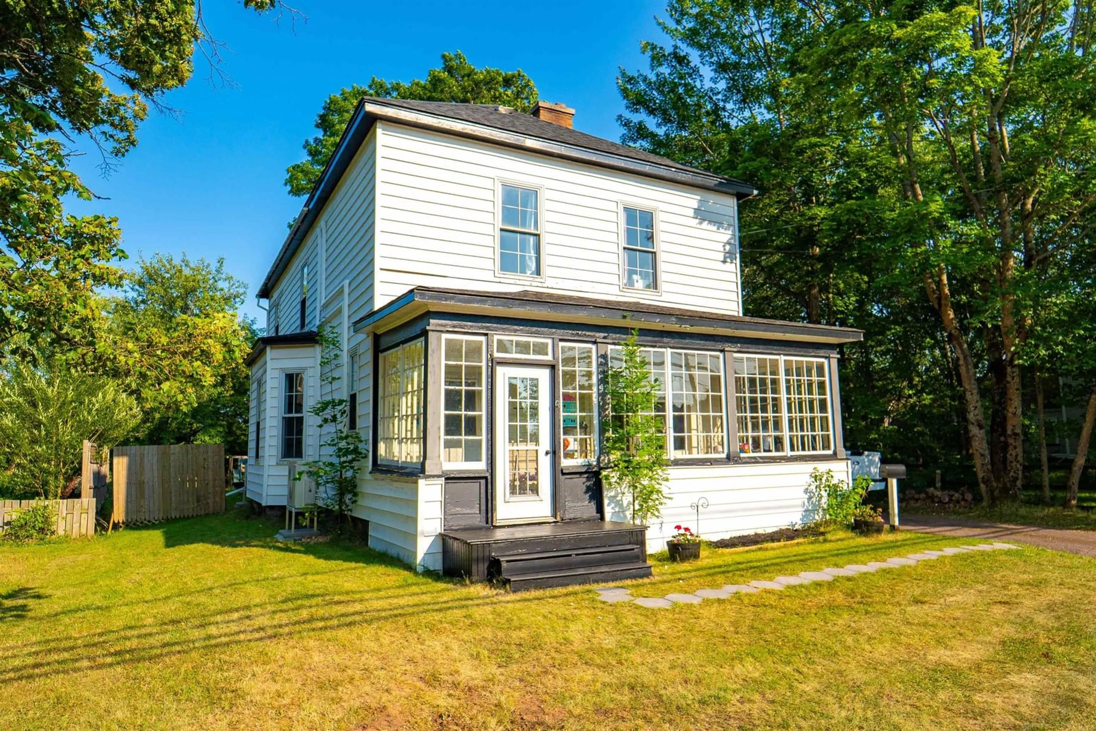 Home with vinyl exterior material, building for 42 Victoria St, Amherst Nova Scotia B4H 1C1