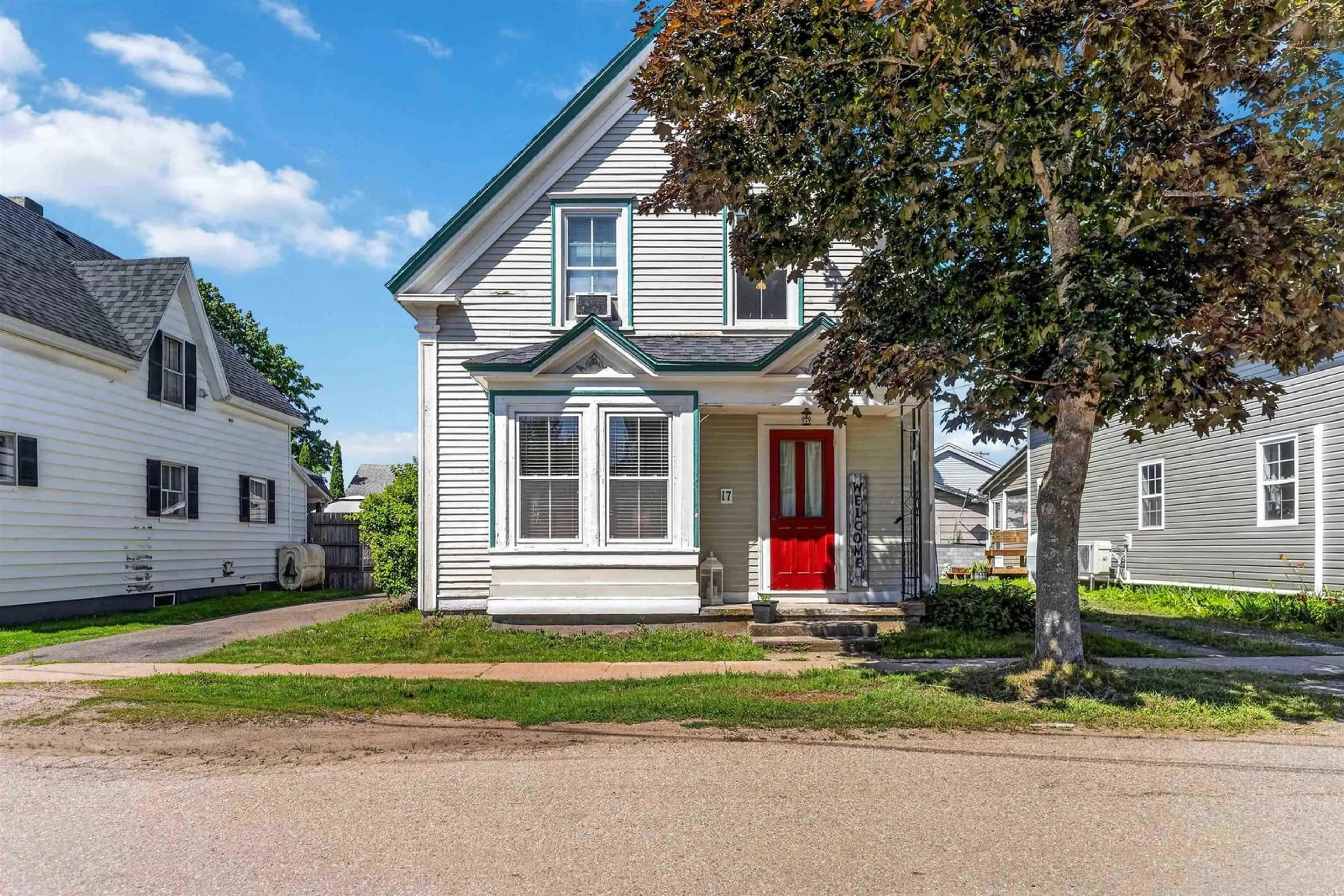Home with vinyl exterior material, street for 17 Washington St, Bridgetown Nova Scotia B0S 1C0