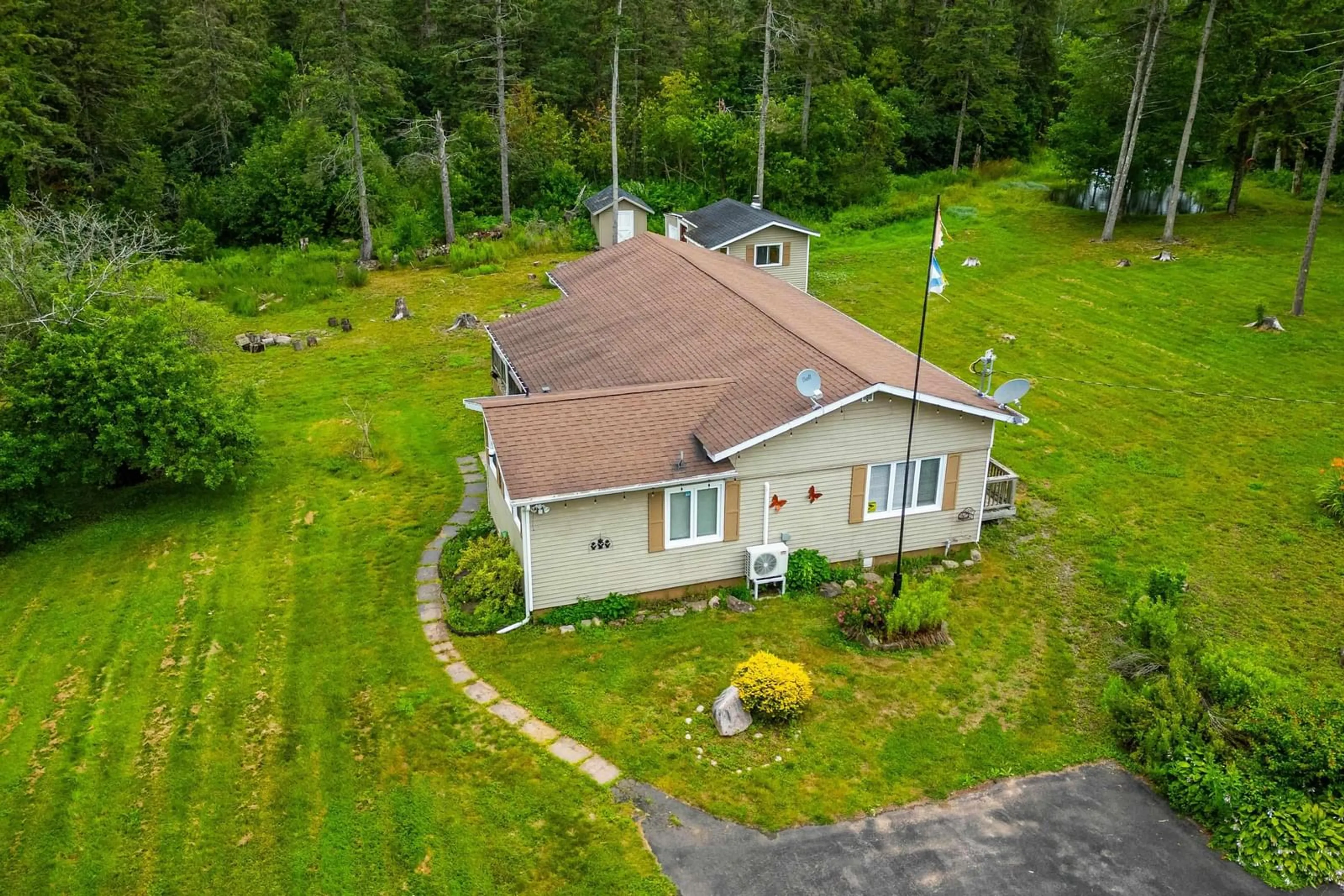A pic from outside/outdoor area/front of a property/back of a property/a pic from drone, unknown for 1321 Windham Hill Rd, Rodney Nova Scotia B0M 1X0