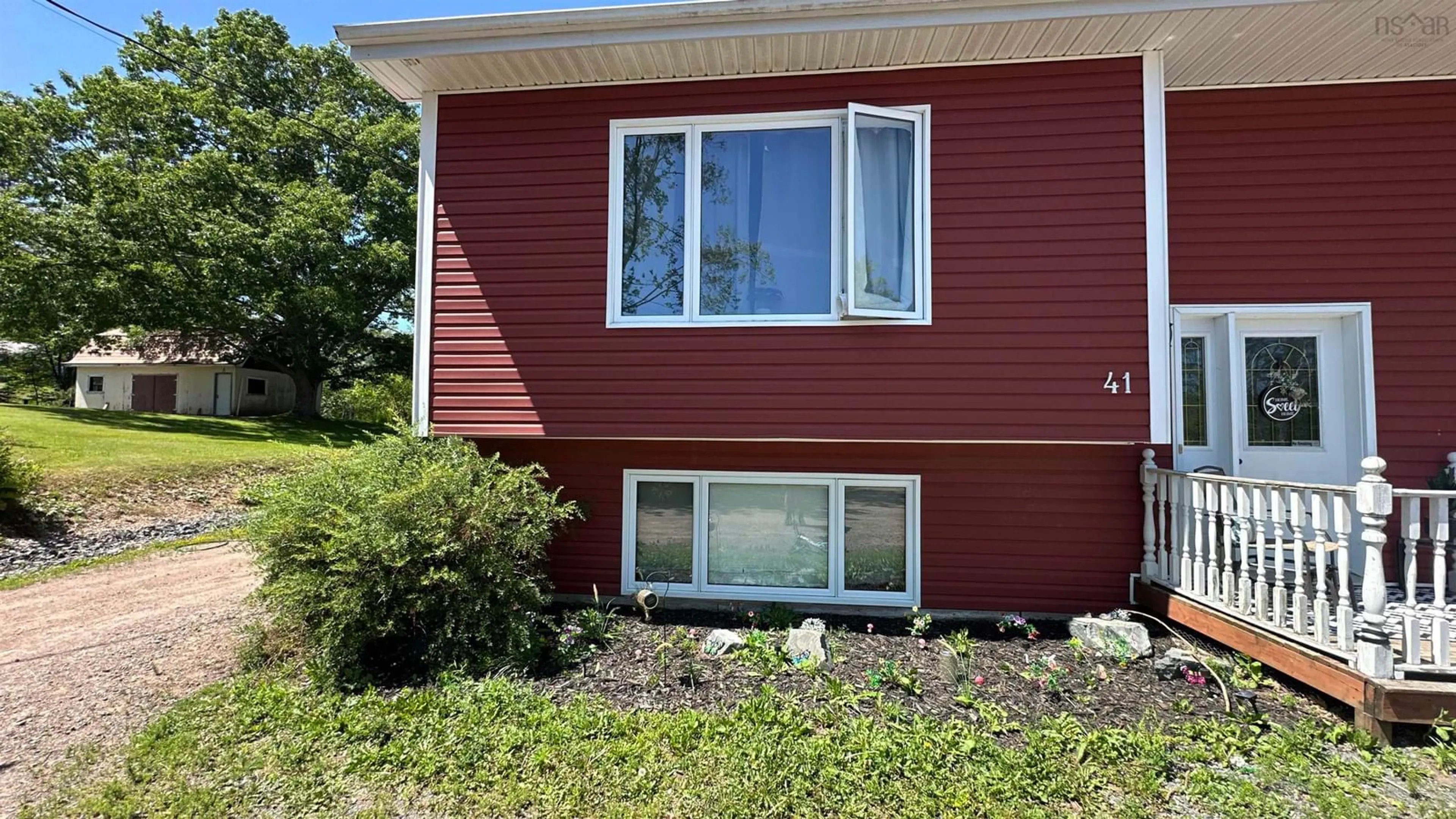 Home with vinyl exterior material, building for 41 Truro Heights Connector Rd, Truro Heights Nova Scotia B6L 1W4