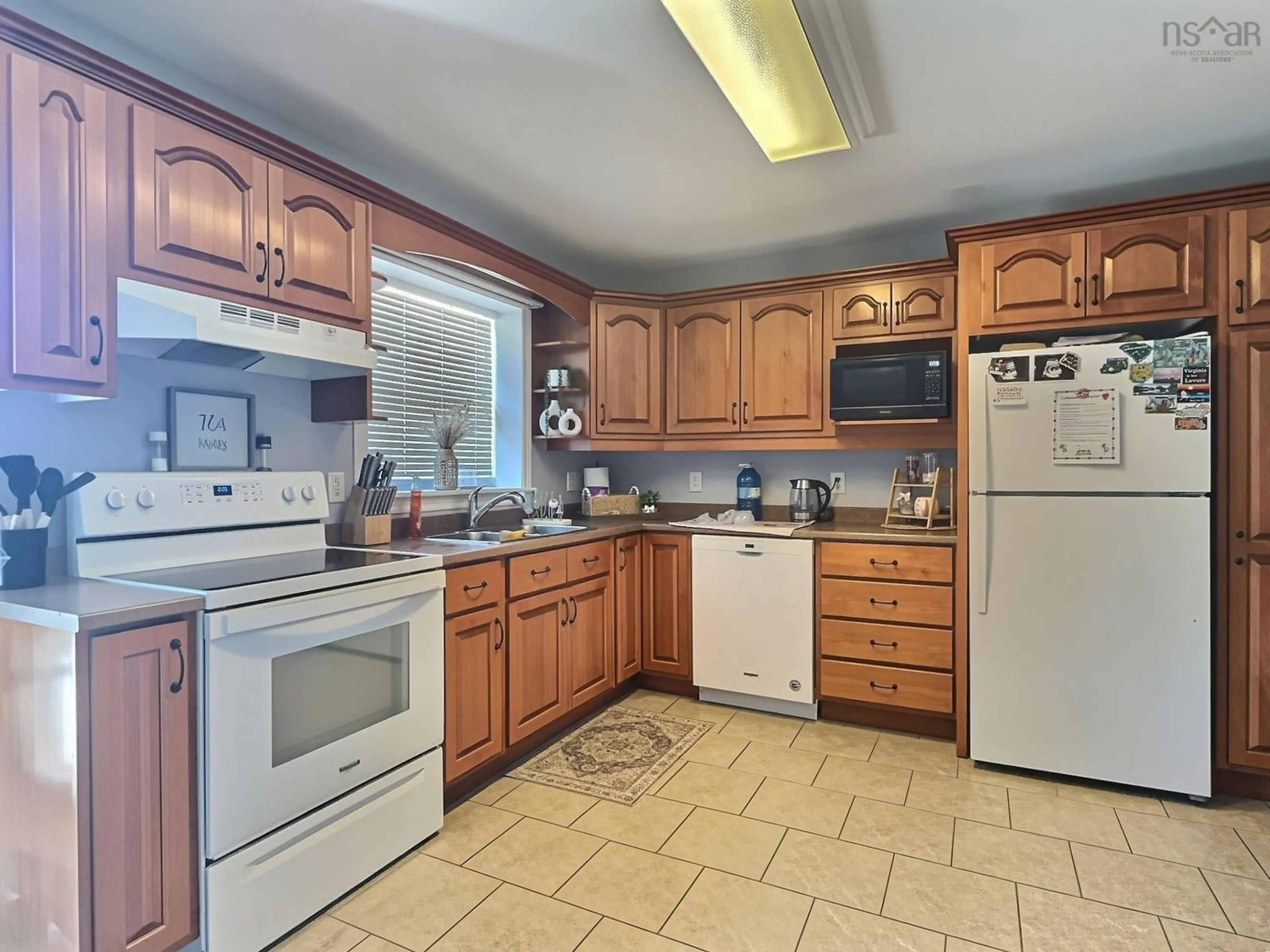 Standard kitchen, ceramic/tile floor for 41 Truro Heights Connector Rd, Truro Heights Nova Scotia B6L 1W4