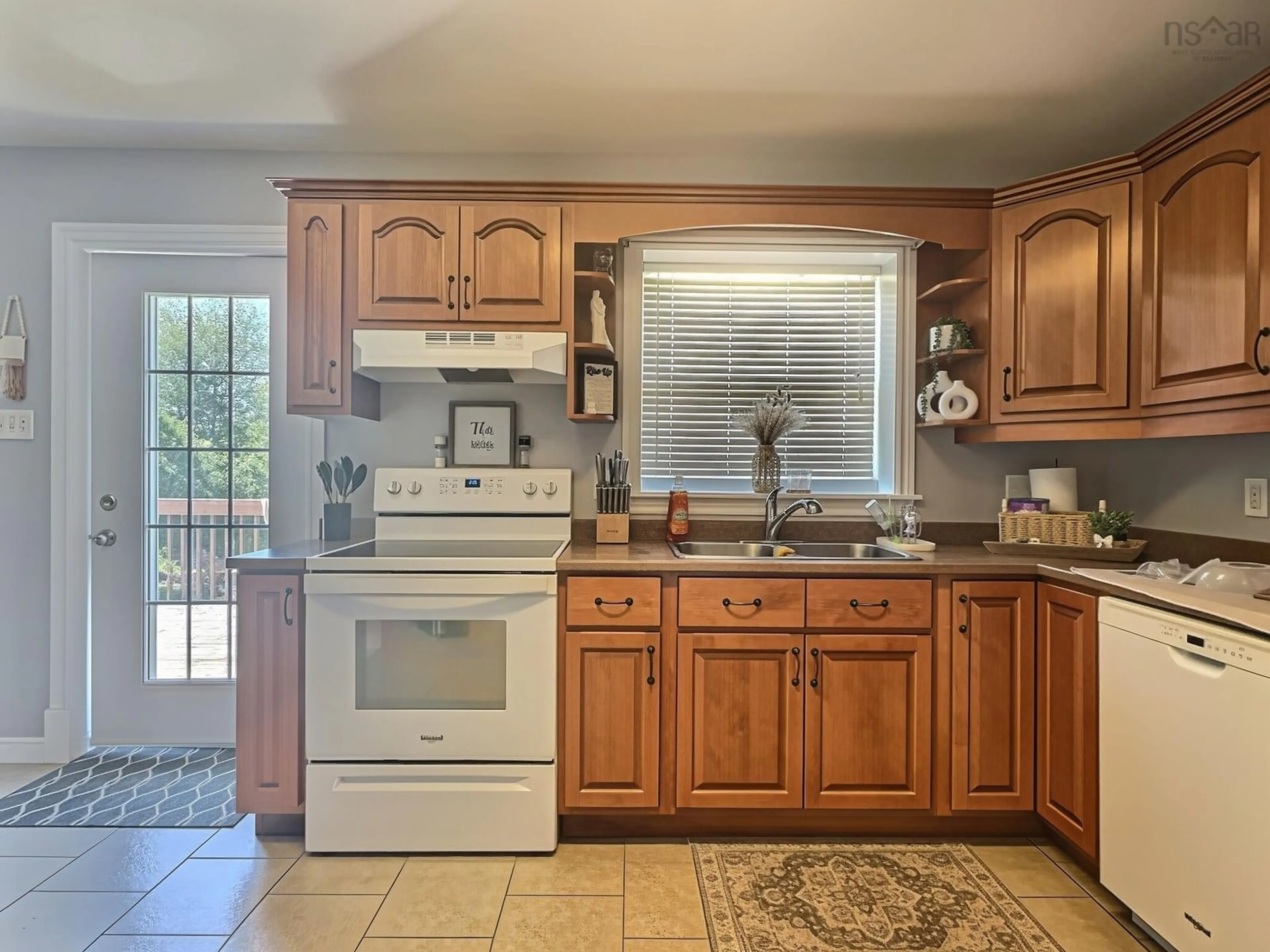 Standard kitchen, ceramic/tile floor for 41 Truro Heights Connector Rd, Truro Heights Nova Scotia B6L 1W4