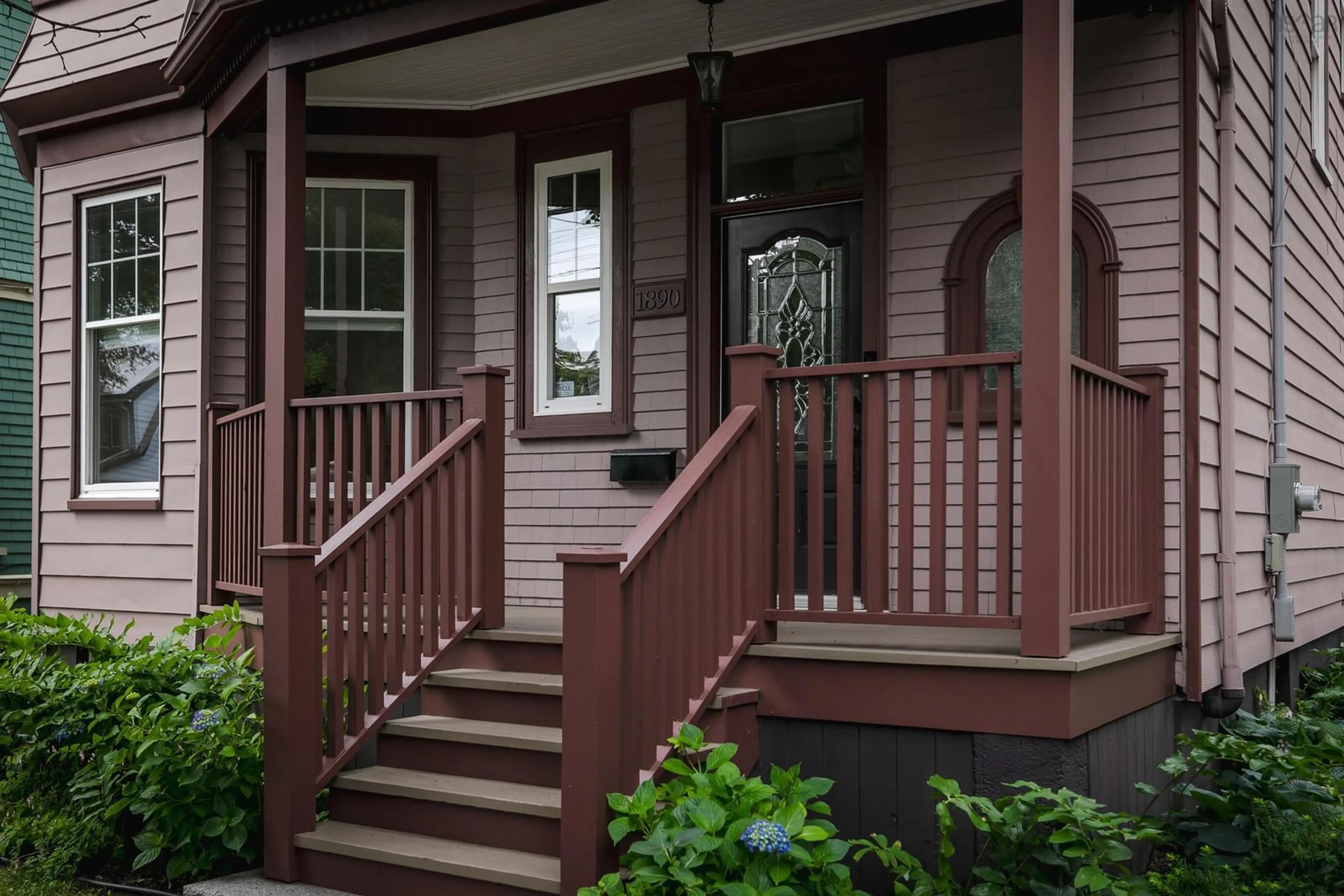Home with vinyl exterior material, street for 1890 Vernon St, Halifax Nova Scotia B3H 3N7