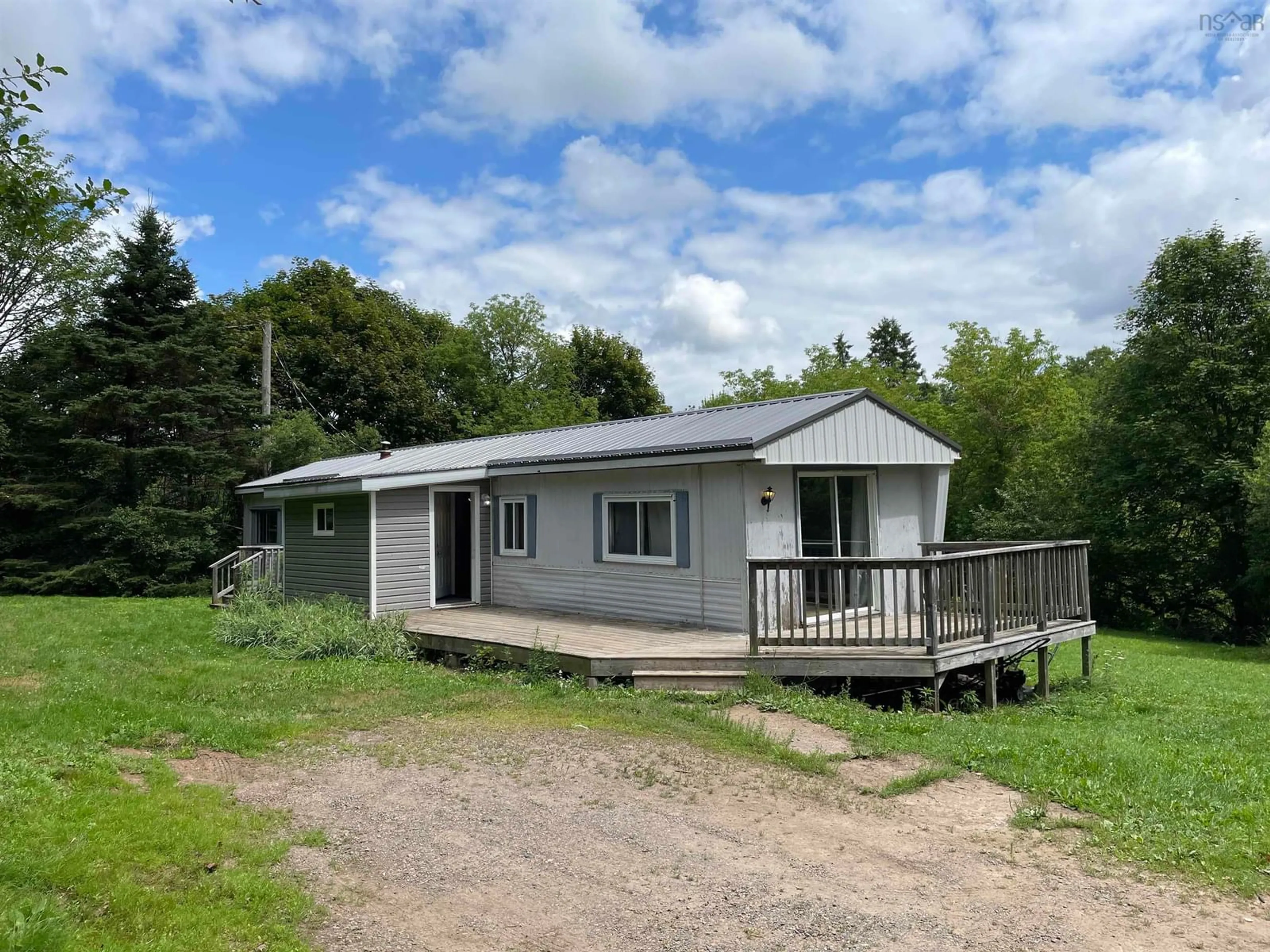 A pic from outside/outdoor area/front of a property/back of a property/a pic from drone, building for 311 Truro Heights Rd, Truro Heights Nova Scotia B6L 1X7