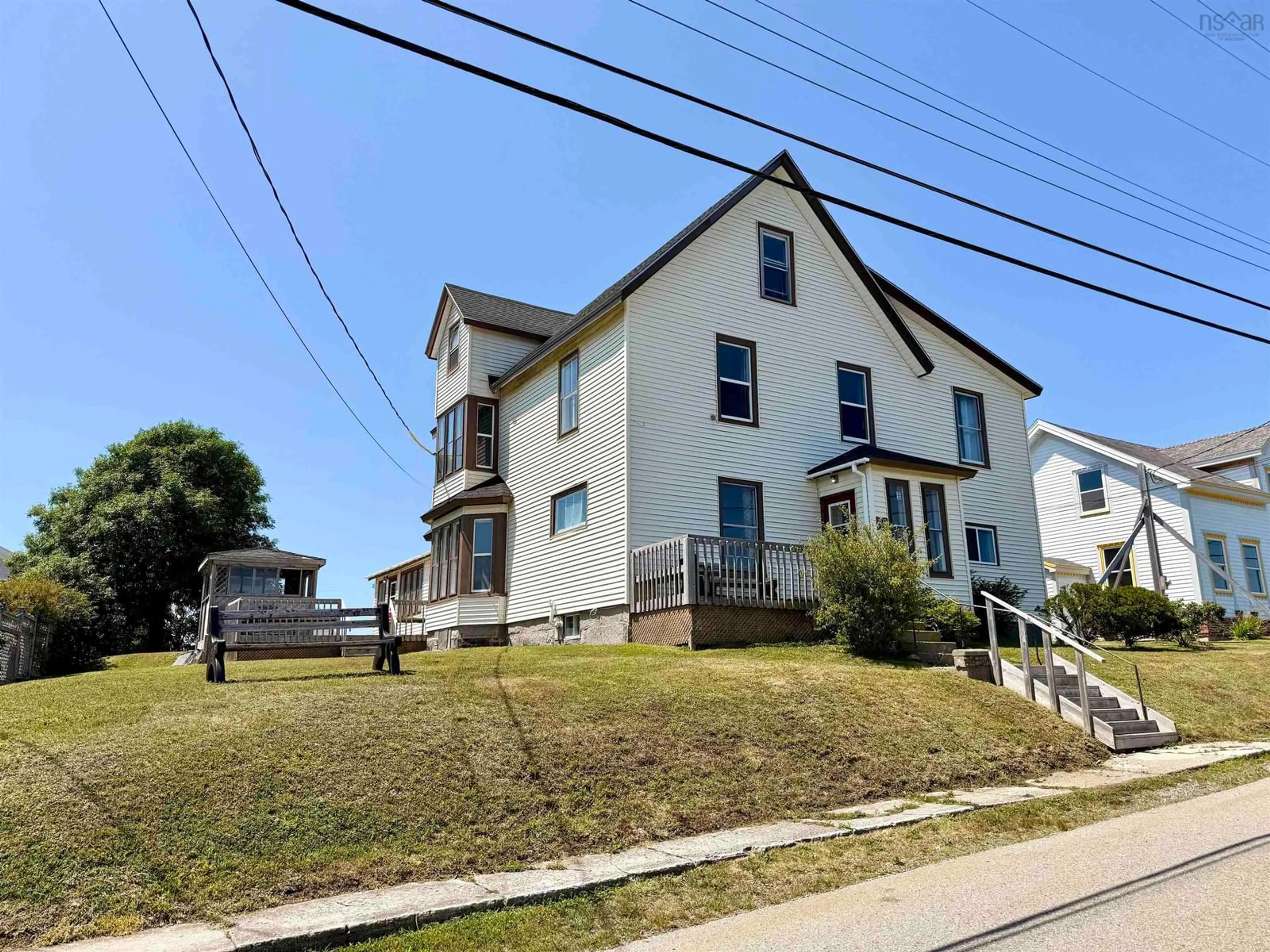 A pic from outside/outdoor area/front of a property/back of a property/a pic from drone, street for 19 Crest Street St, Lockeport Nova Scotia B0T 1L0