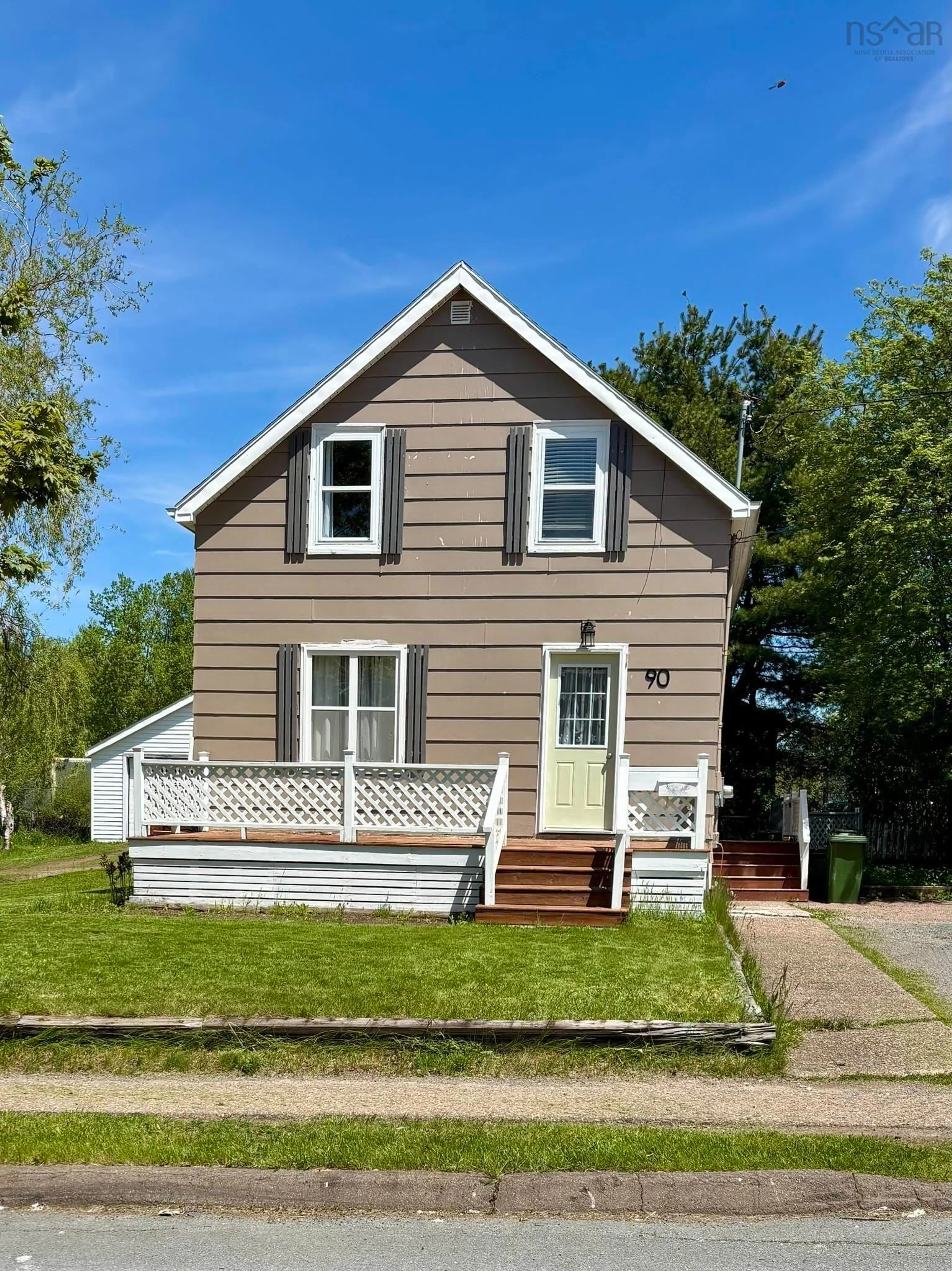 Home with vinyl exterior material, street for 90 Hillcrest Ave Ave, Bible Hill Nova Scotia B2N 4L3