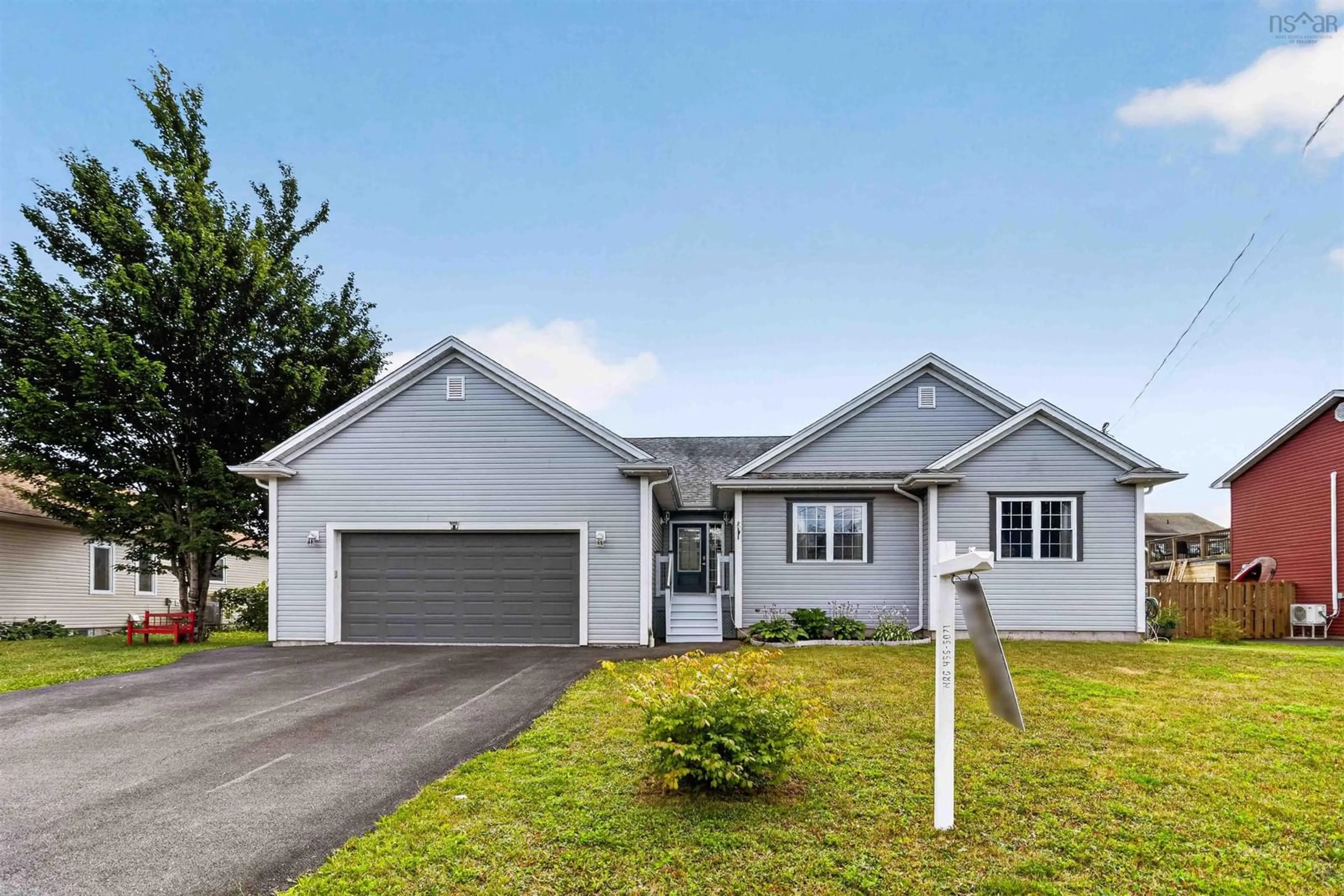 Home with vinyl exterior material, street for 7 Vernon Crt, Elmsdale Nova Scotia B2S 0A1