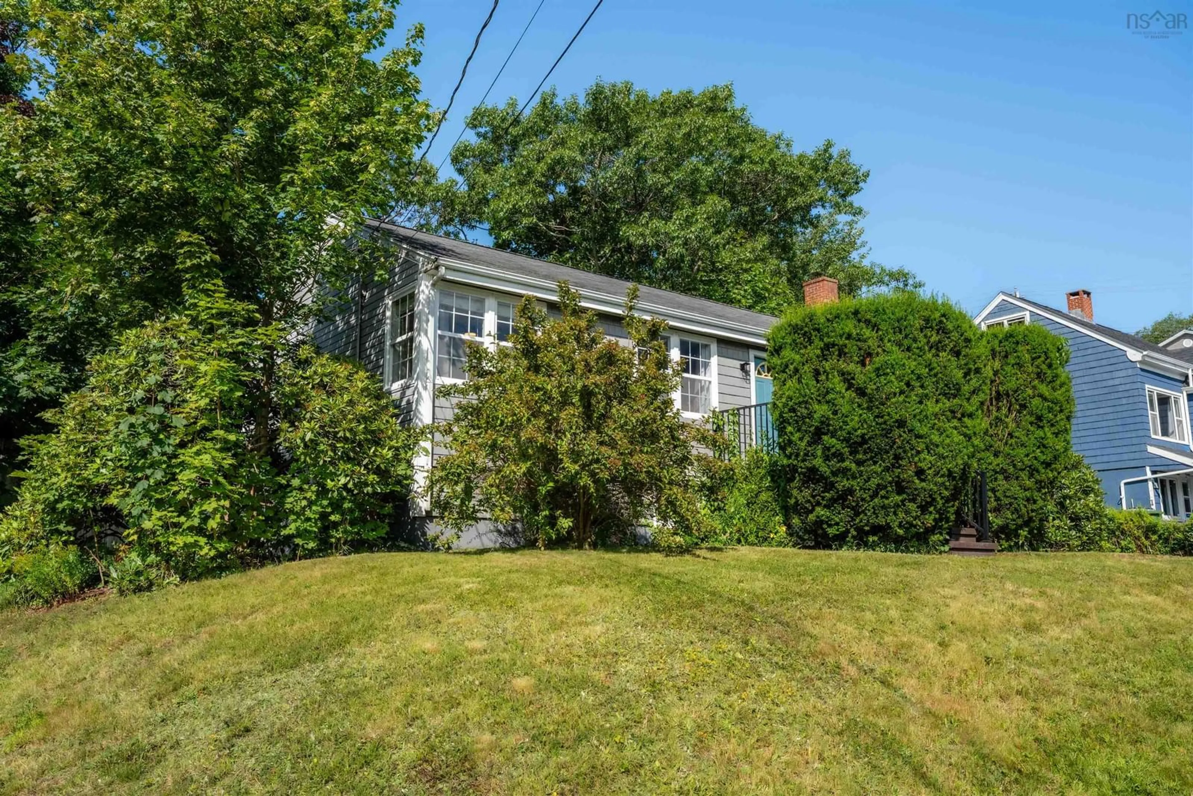 A pic from outside/outdoor area/front of a property/back of a property/a pic from drone, street for 42 Birch St, Halifax Nova Scotia B3N 2V1