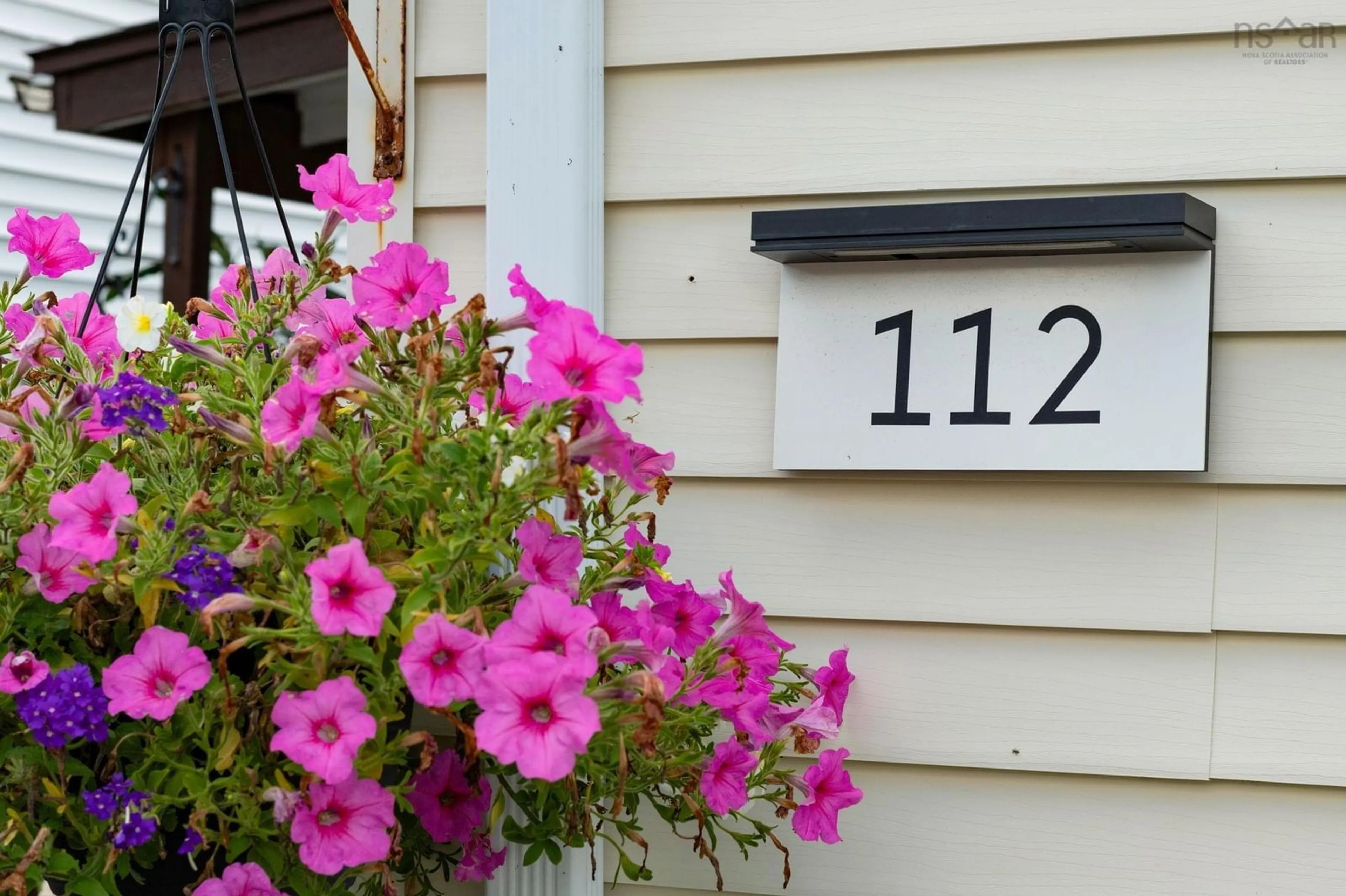 Unknown for 112 Hilltop Dr, Lower Sackville Nova Scotia B4C 2P5