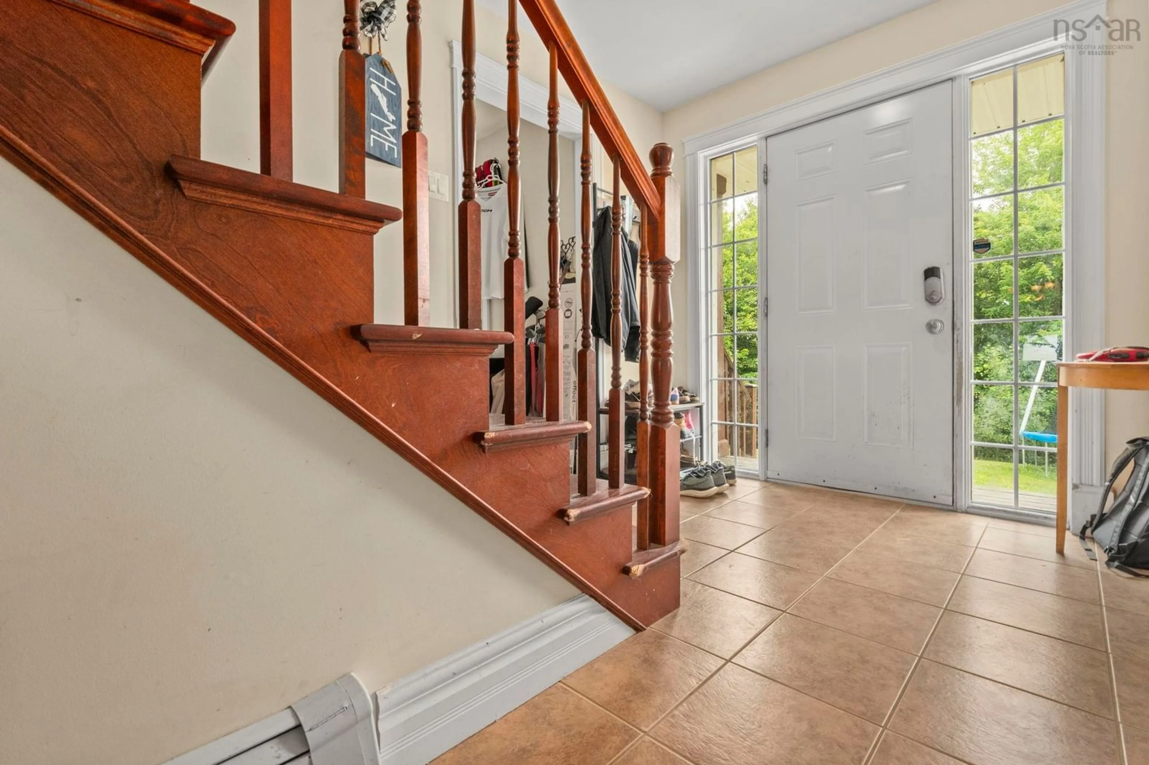 Indoor entryway for 280 Daisywood, Hammonds Plains Nova Scotia B4B 0E1