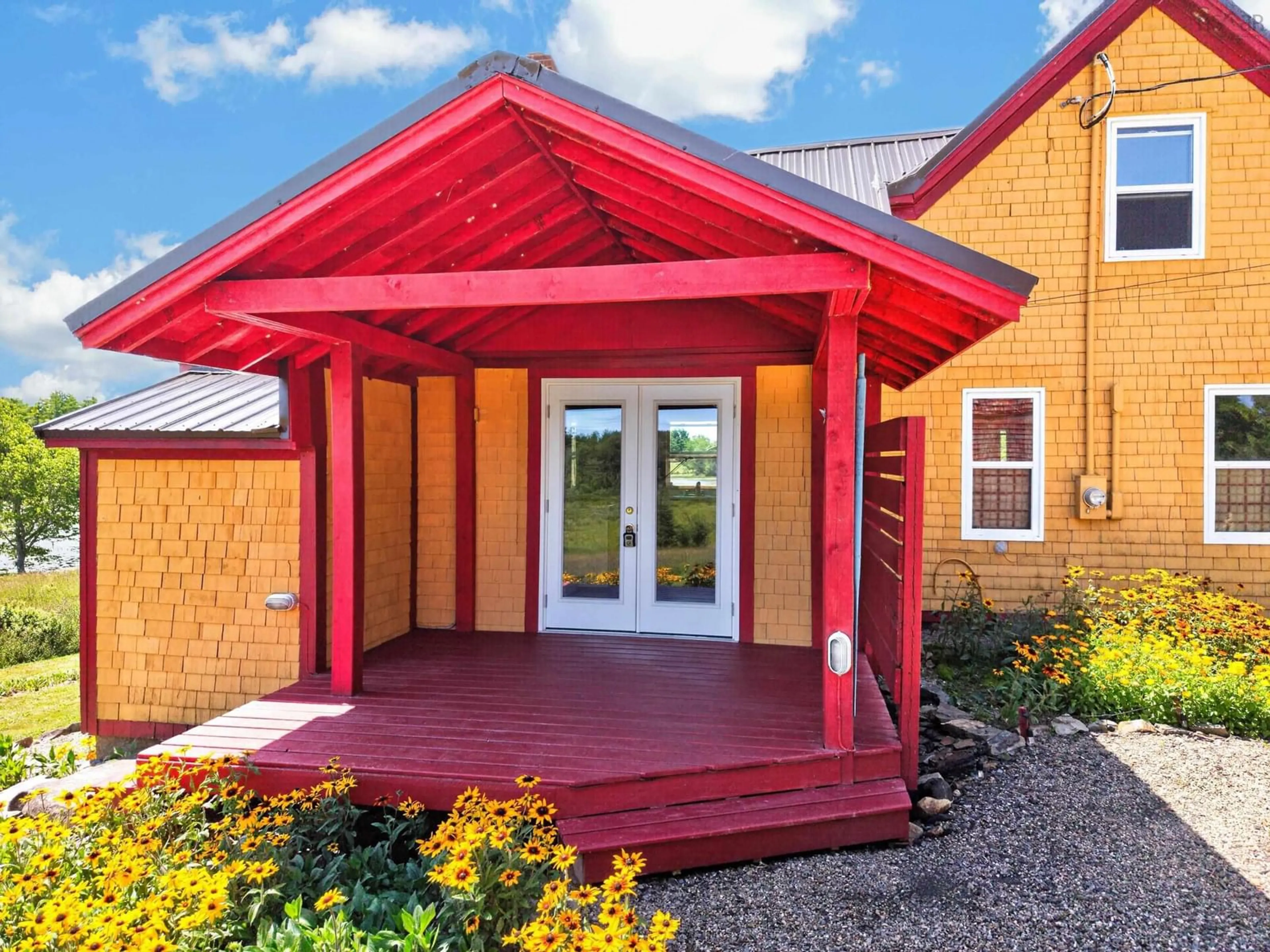 Indoor foyer for 5265 Highway 208, Pleasant River Nova Scotia B0T 1K0