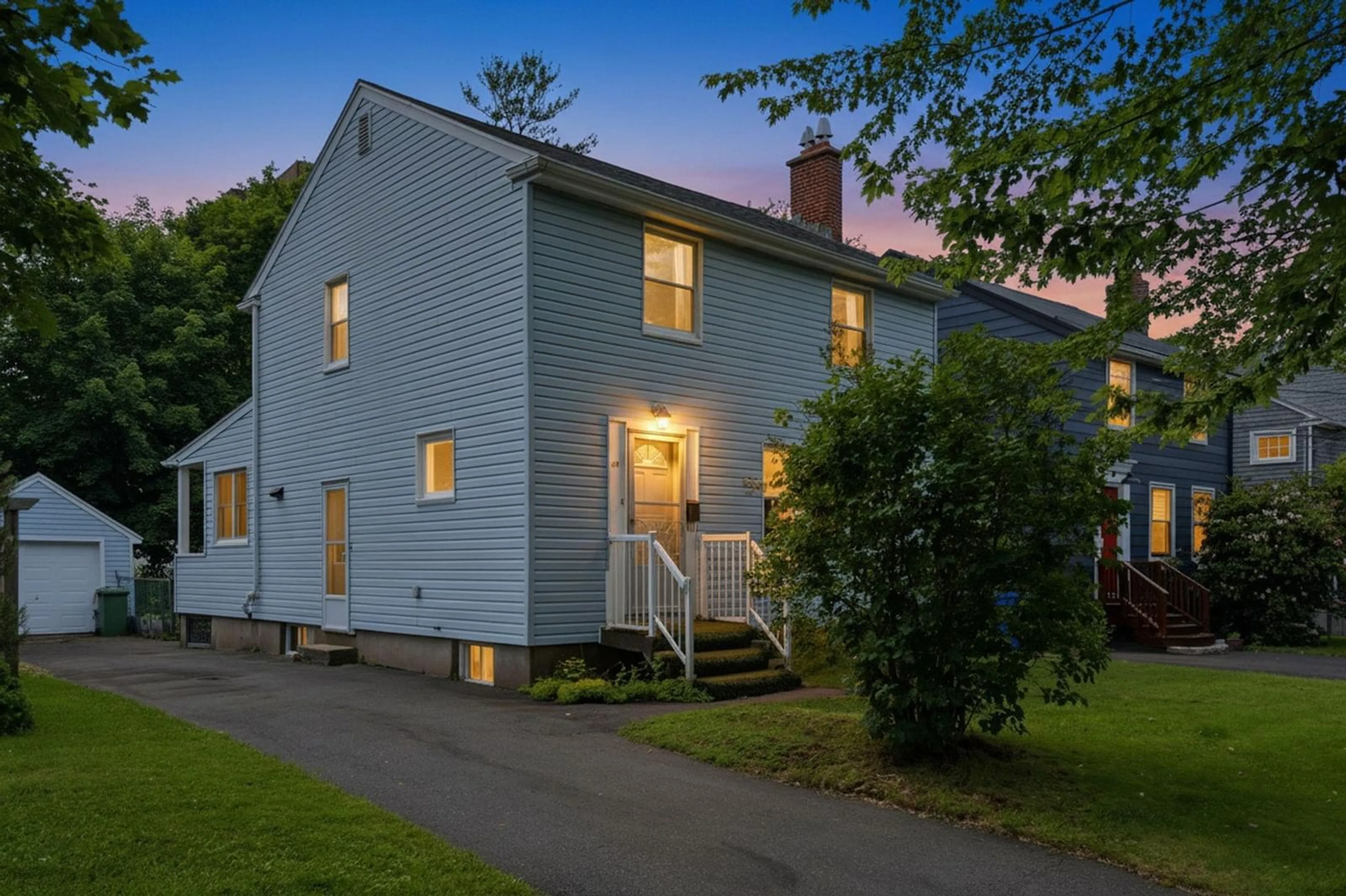A pic from outside/outdoor area/front of a property/back of a property/a pic from drone, street for 828 Bridges Street, Halifax Nova Scotia B3H 2Z7