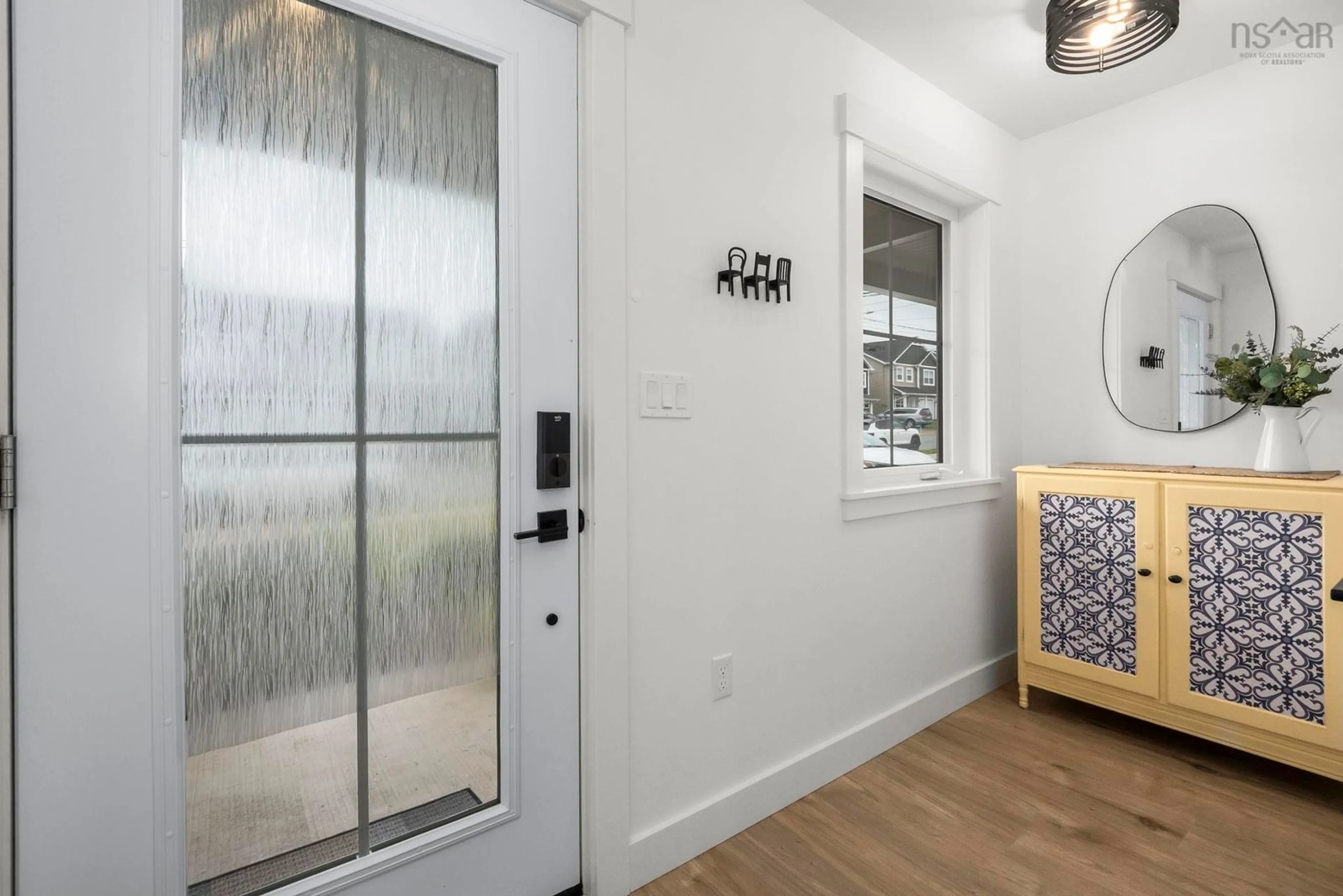 Indoor entryway for 18 Jessome Ave, Lantz Nova Scotia B2S 0K6