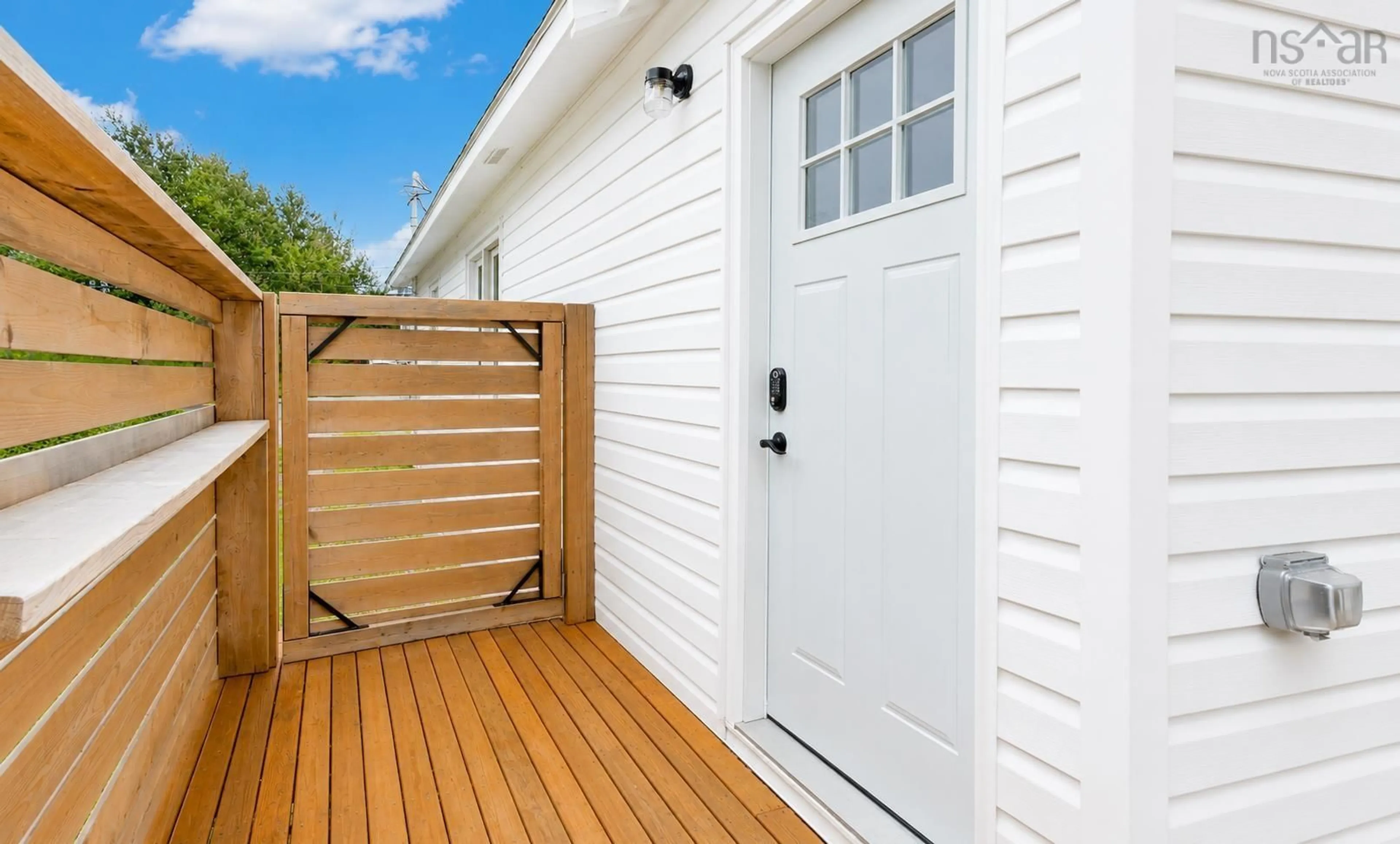 Unknown for 33 Richmond St, Sydney Nova Scotia B1P 2V1