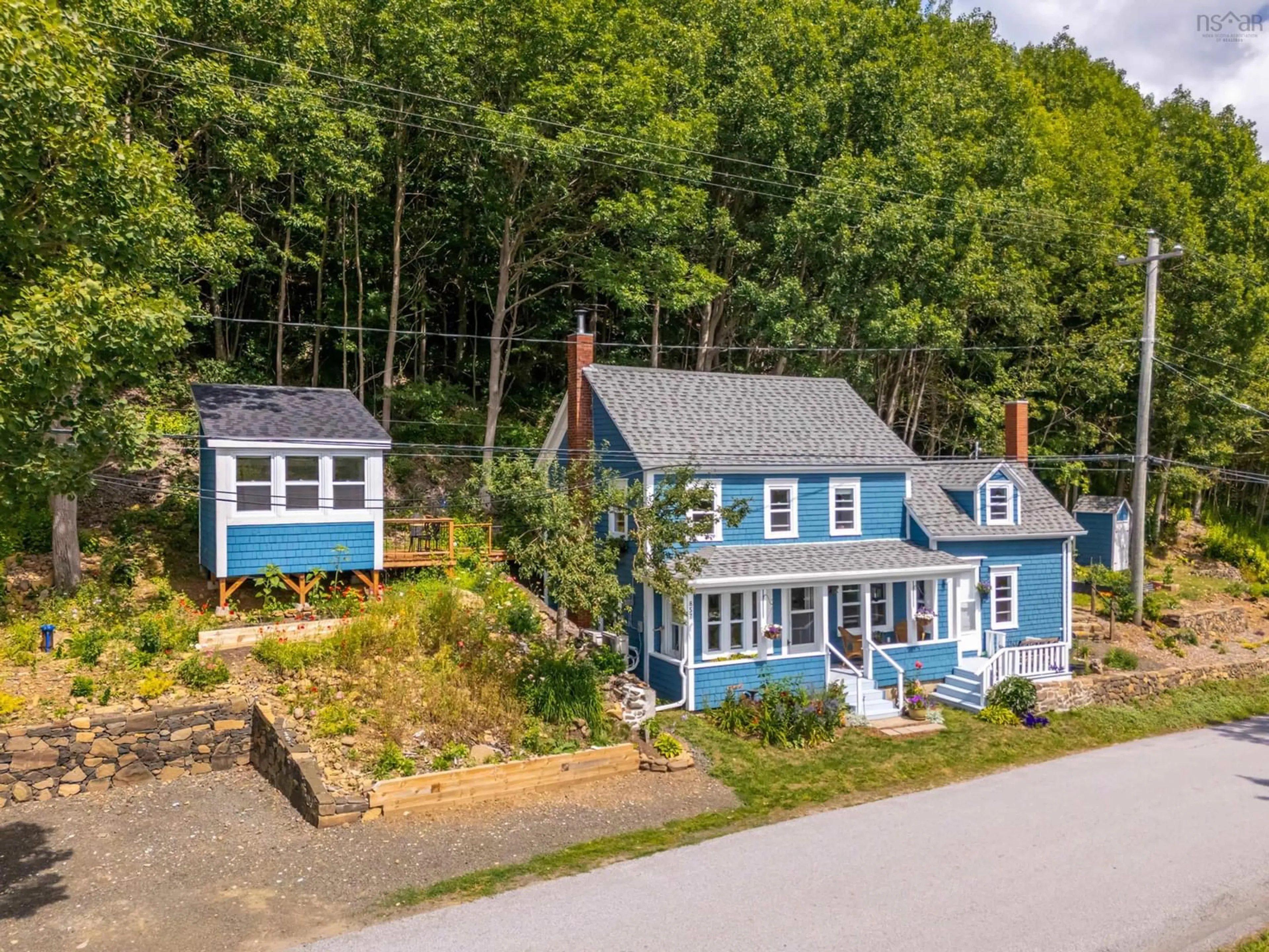A pic from outside/outdoor area/front of a property/back of a property/a pic from drone, unknown for 857 Granville Rd, Victoria Beach Nova Scotia B0S 1A0