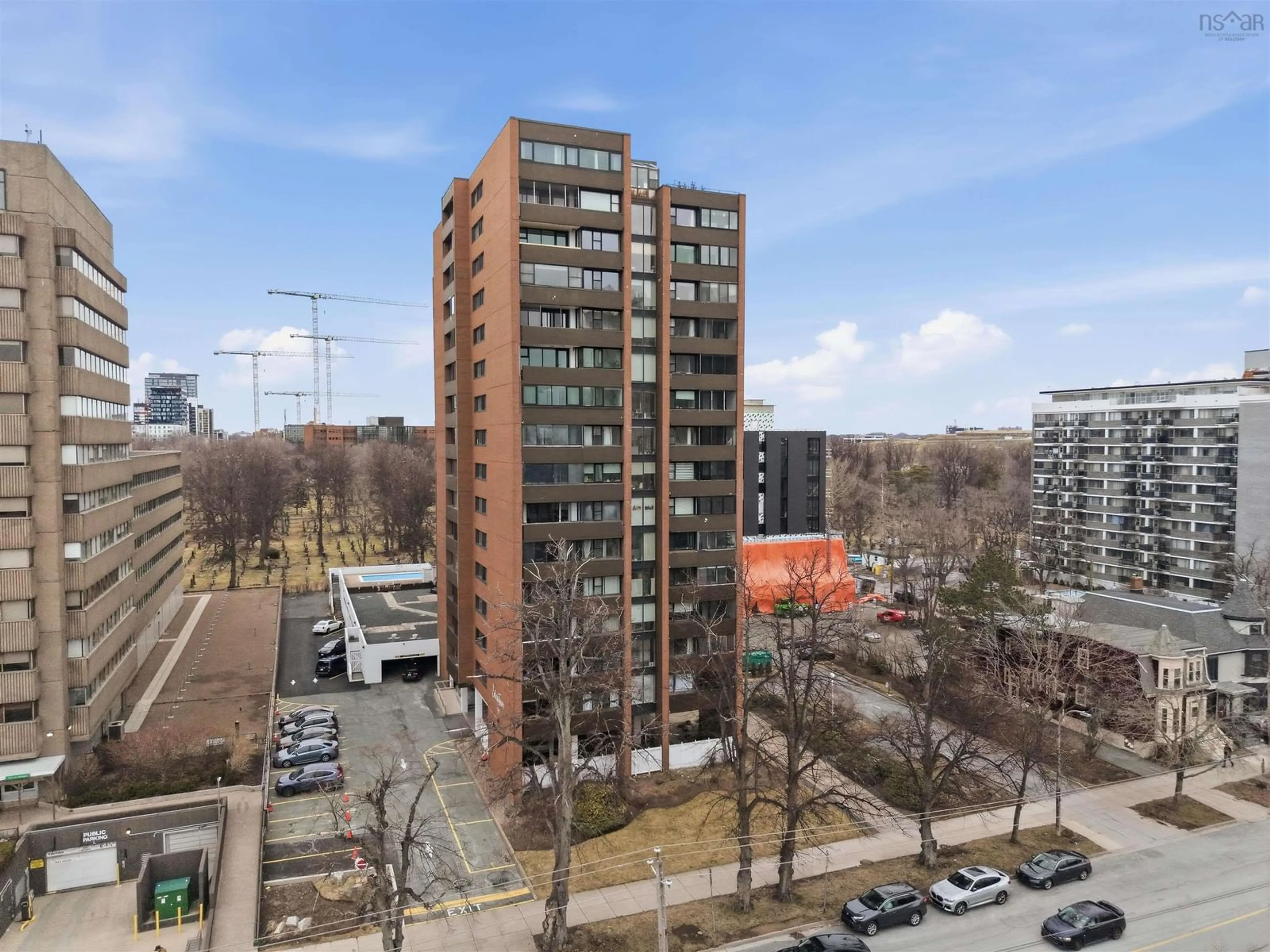 A pic from outside/outdoor area/front of a property/back of a property/a pic from drone, city buildings view from balcony for 5959 Spring Garden Rd #806, Halifax Nova Scotia B3H 1Y5