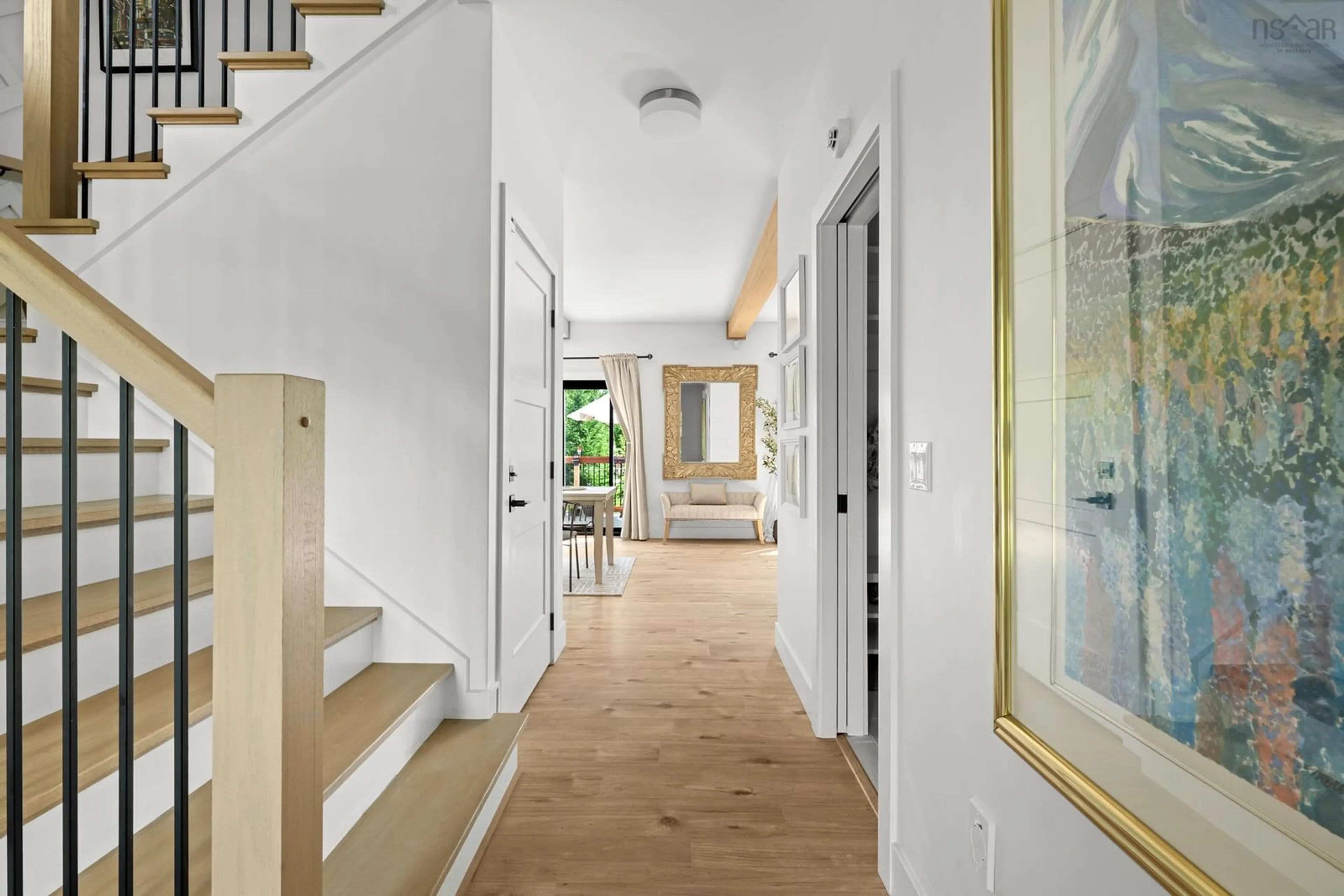 Indoor foyer for 456 Magenta Dr, Middle Sackville Nova Scotia B4E 0M7