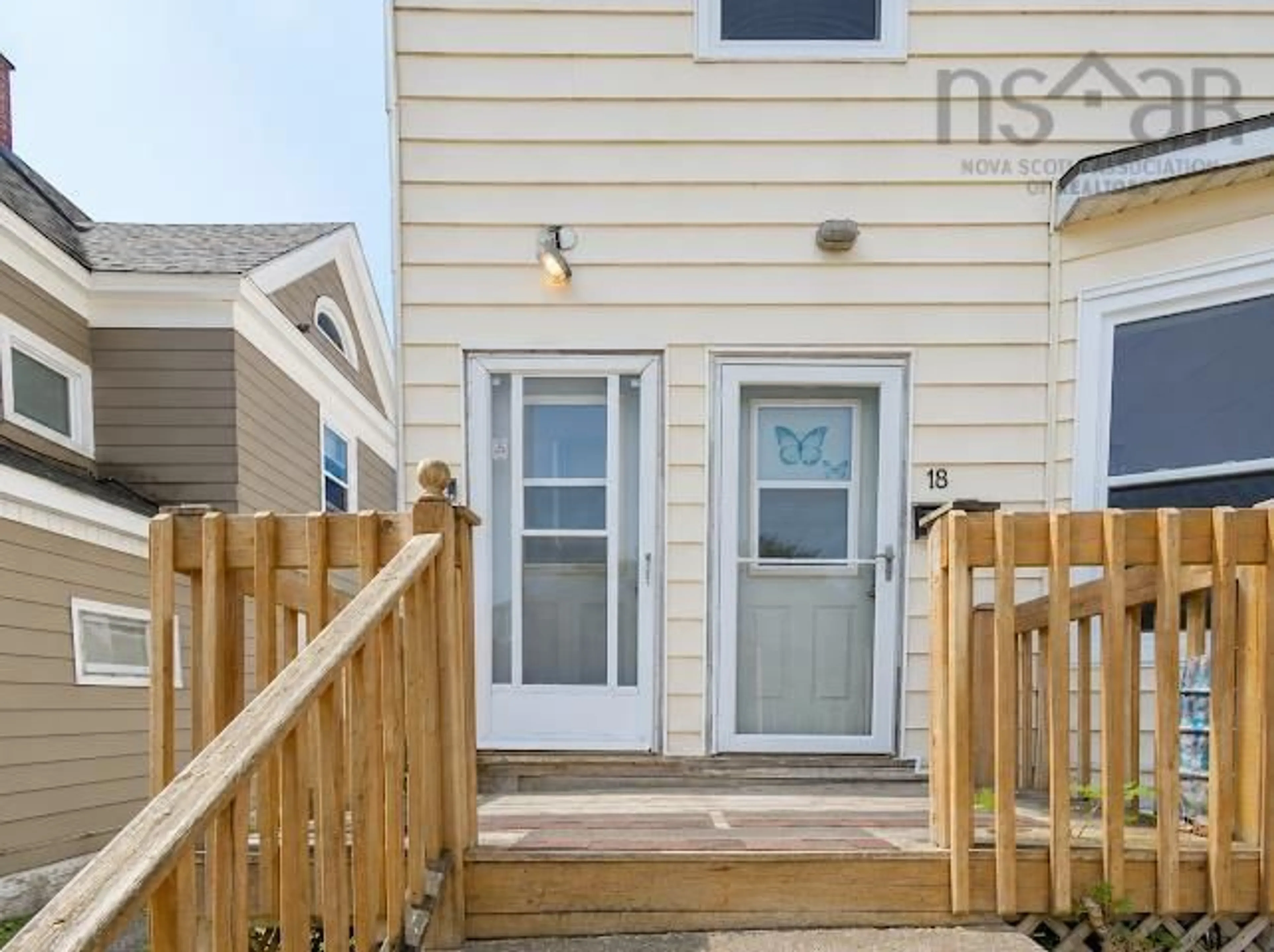 Unknown for 18/20 Queen St, Sydney Nova Scotia B1S 2Y9