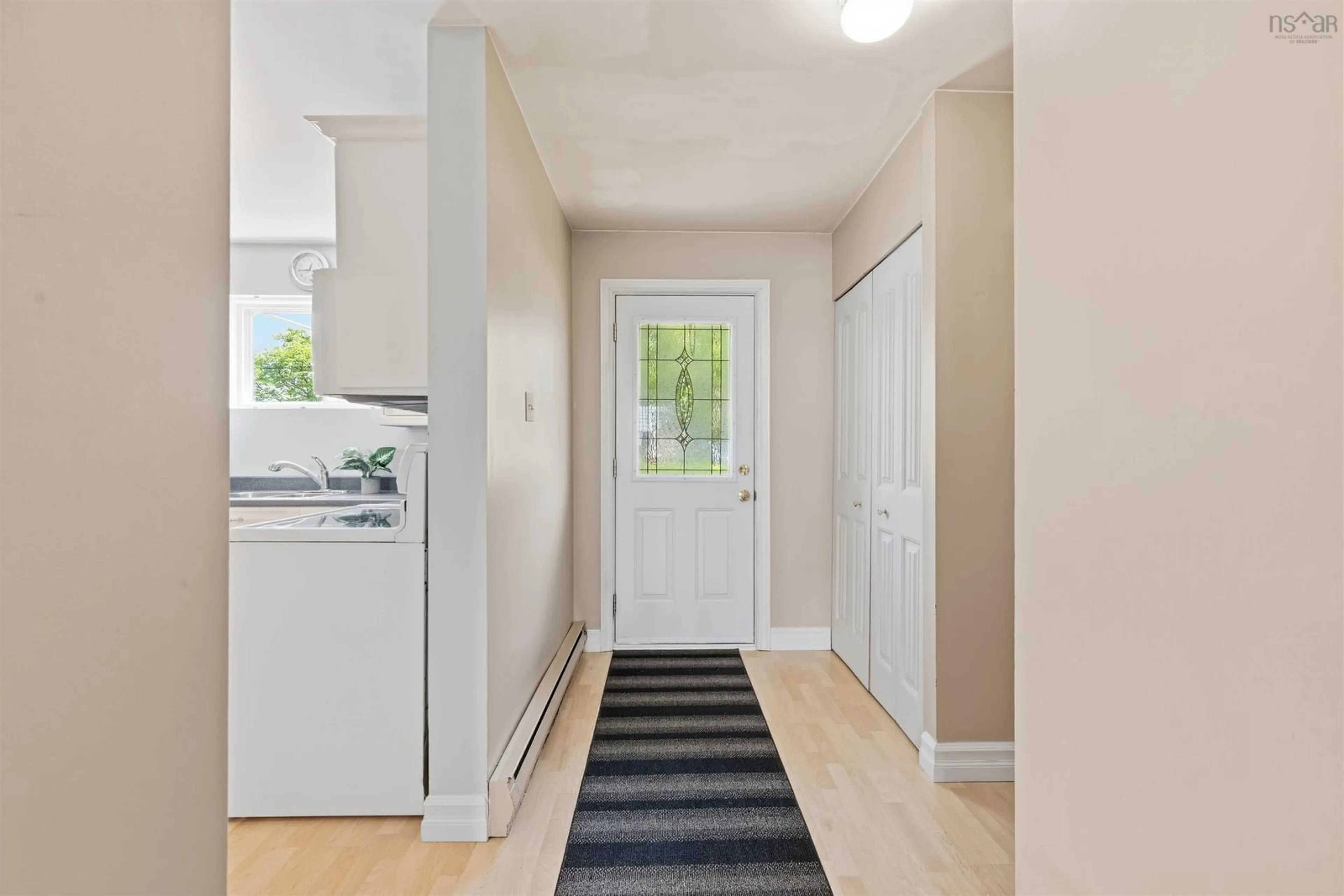 Indoor entryway for 5519 Carriageway Cres, North End Nova Scotia B3K 5K4