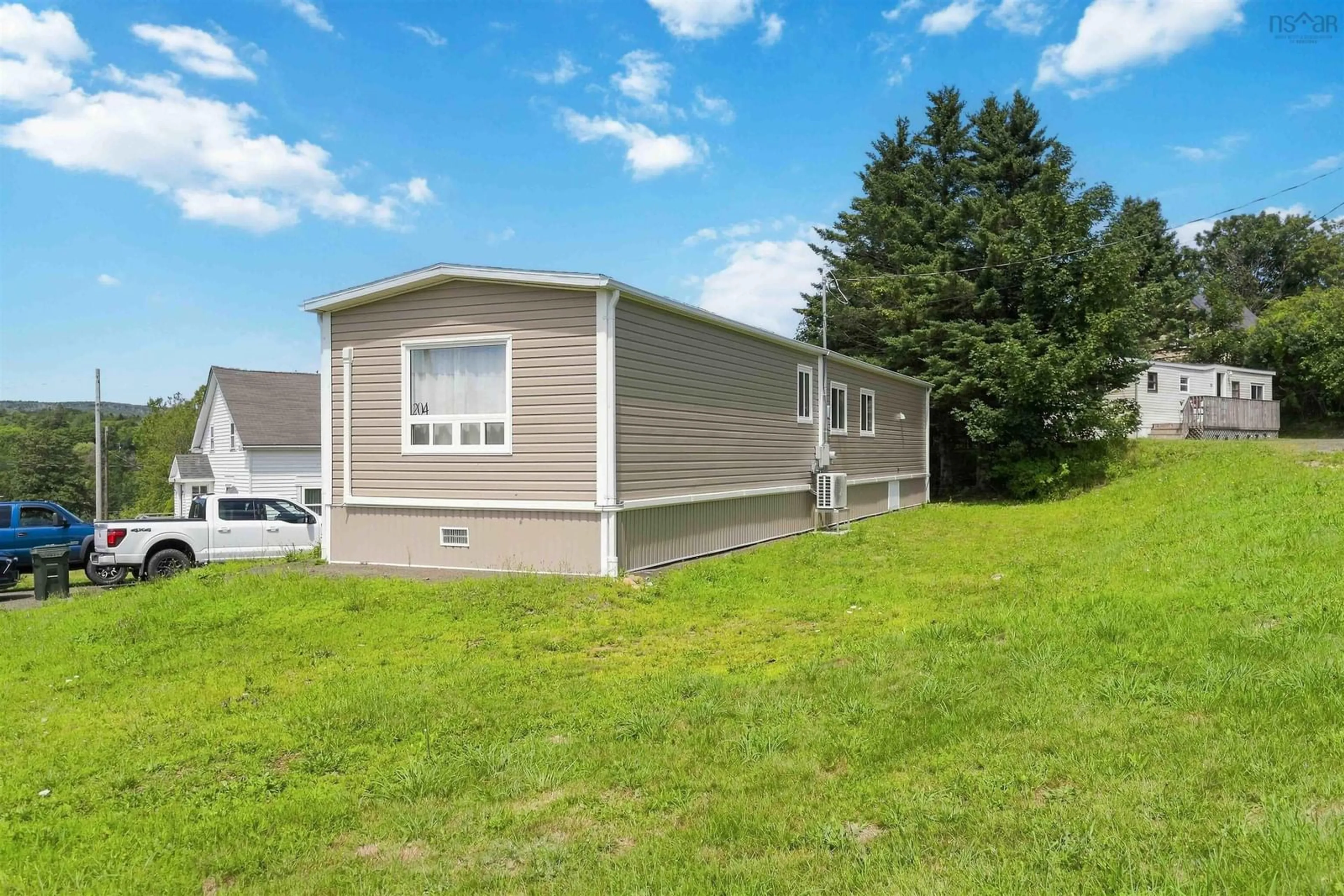 Home with vinyl exterior material, water/lake/river/ocean view for 204 Victoria St, Digby Nova Scotia B0V 1A0