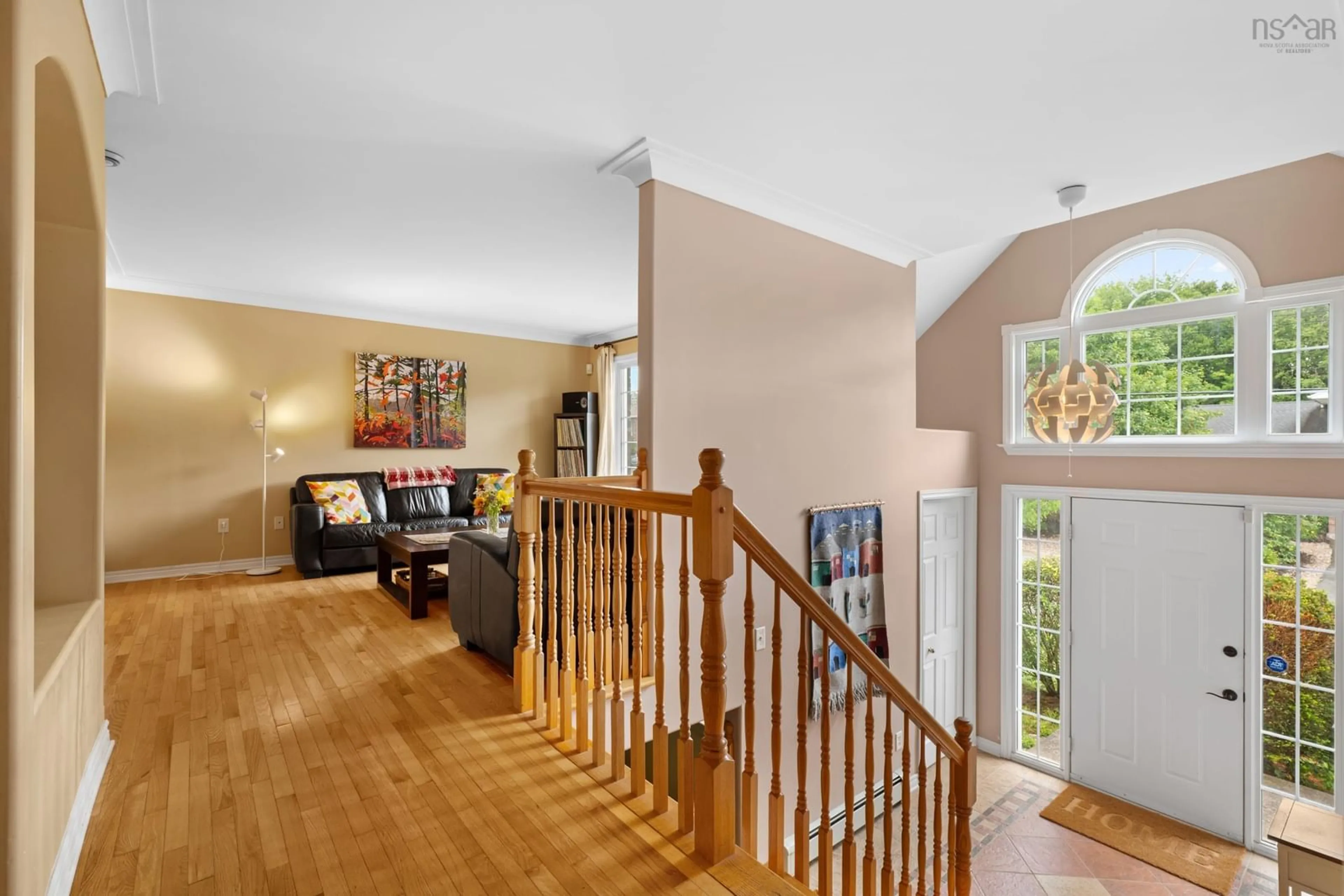 Indoor foyer for 67 Craigburn Dr, Dartmouth Nova Scotia B2X 3E6