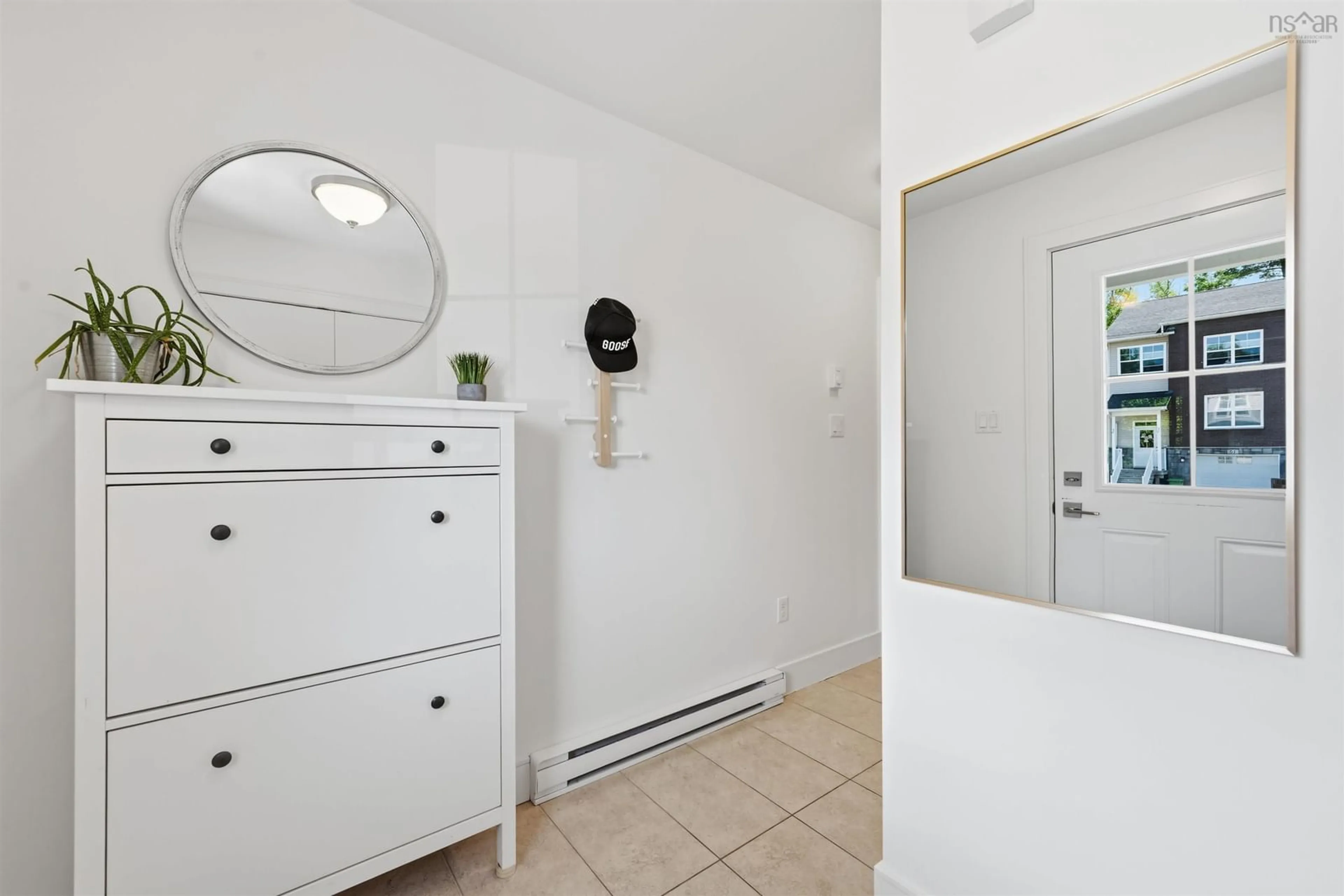 Indoor entryway for 9 Mona Parsons Dr, West Bedford Nova Scotia B4B 0R1