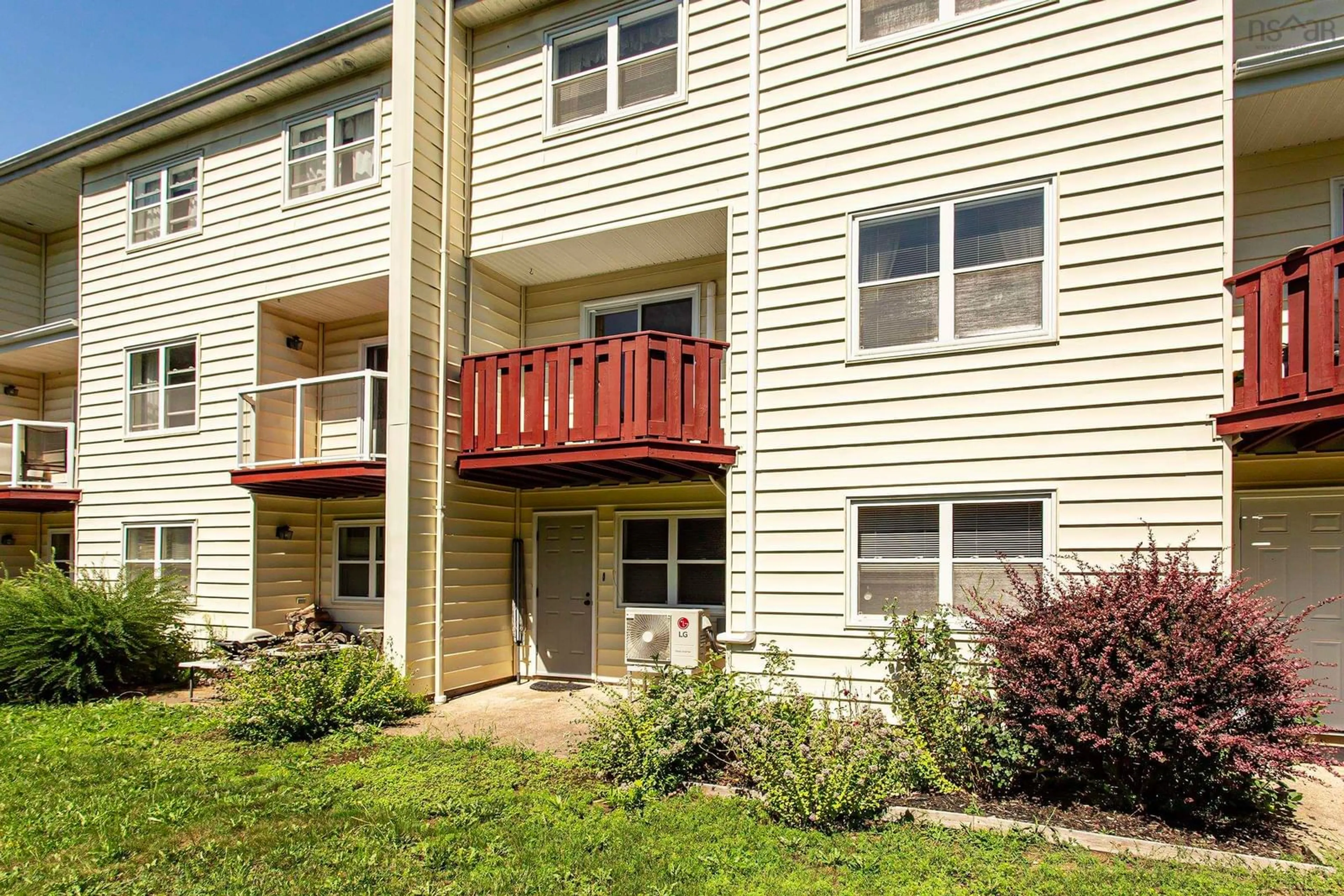 Patio, unknown for 20 Connaught Ave, Middleton Nova Scotia B0S 1P0