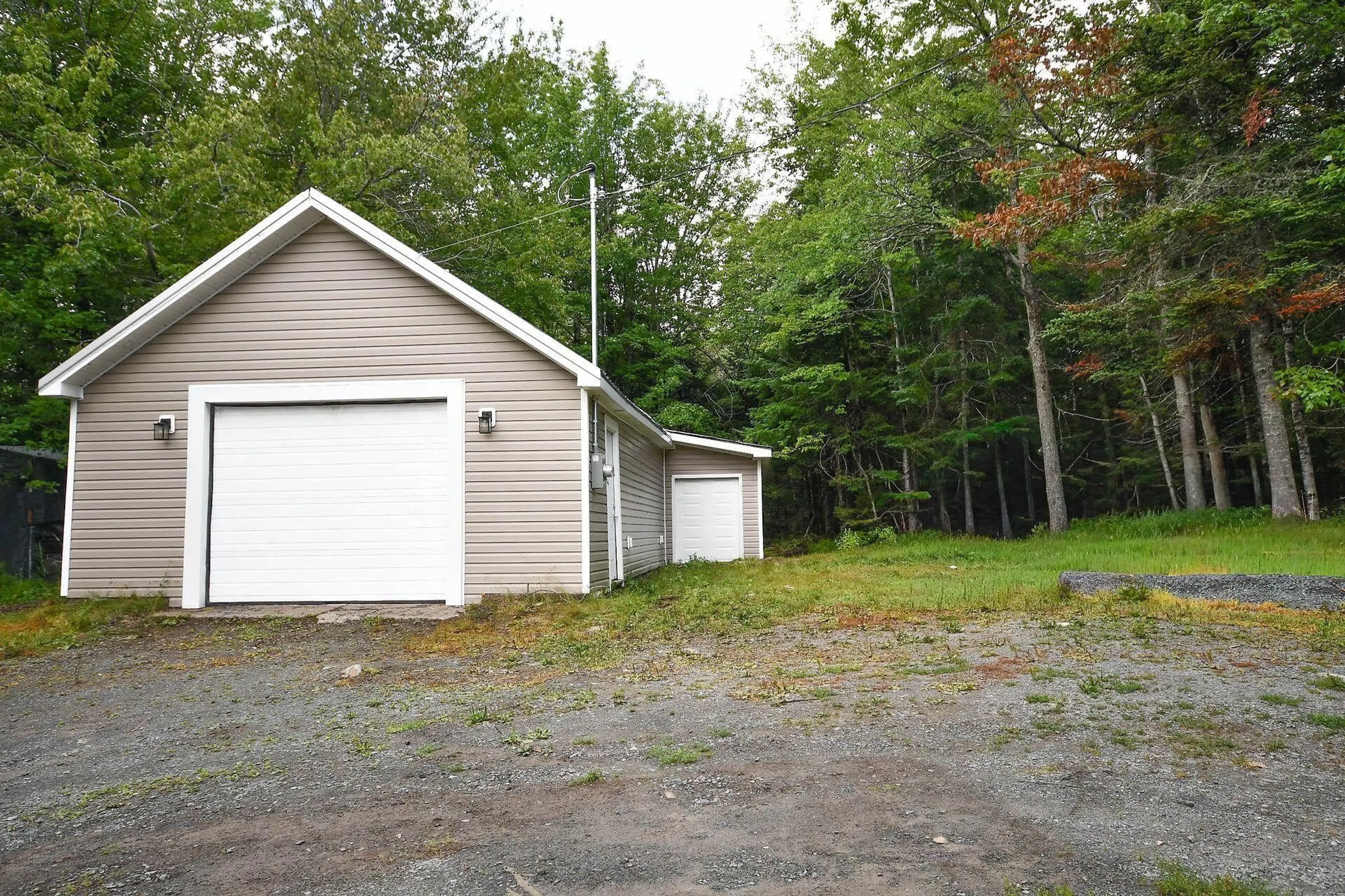 Shed for 2324 Beaver Bank Rd, Beaver Bank Nova Scotia B4G 1E5