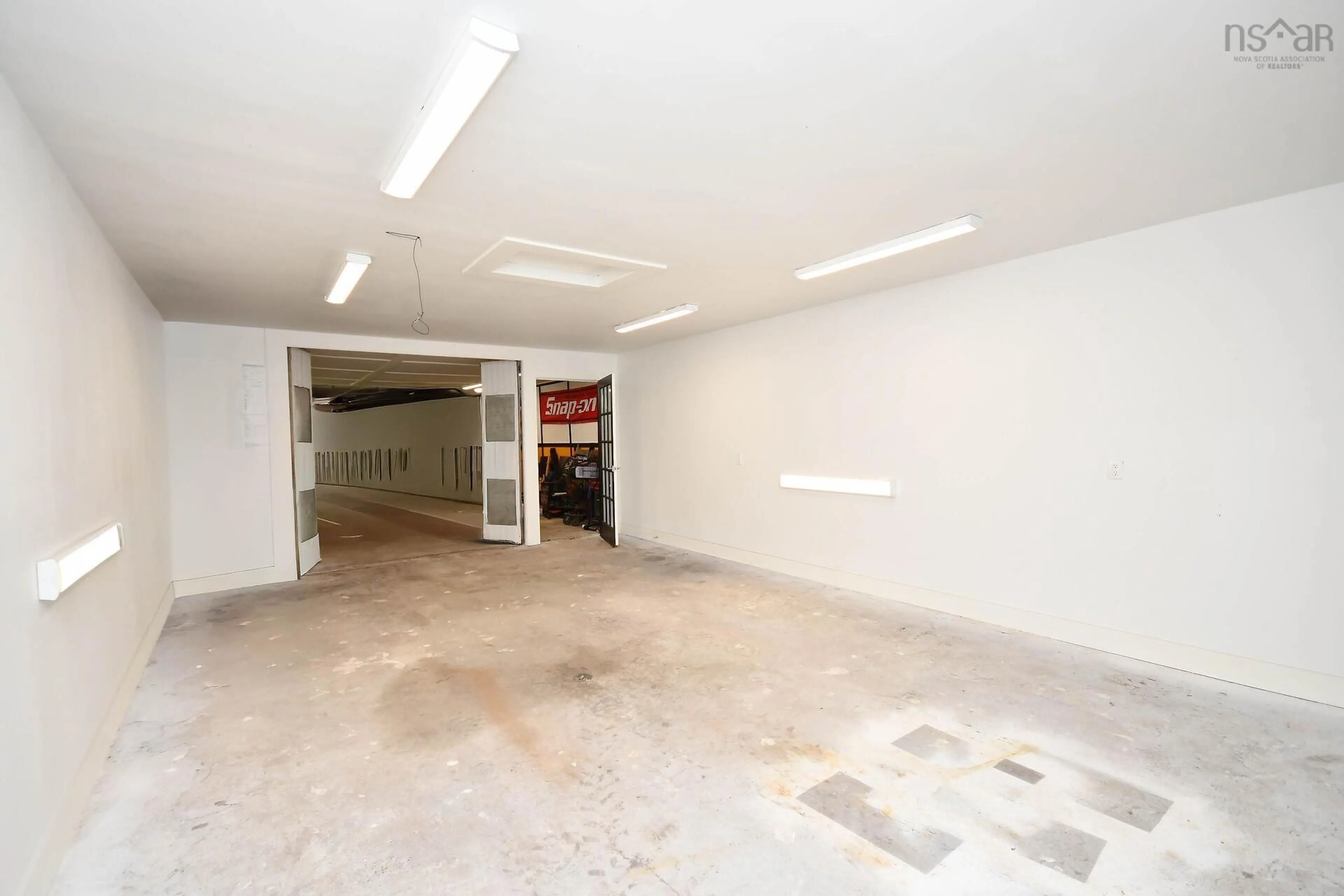 Indoor garage for 2324 Beaver Bank Rd, Beaver Bank Nova Scotia B4G 1E5