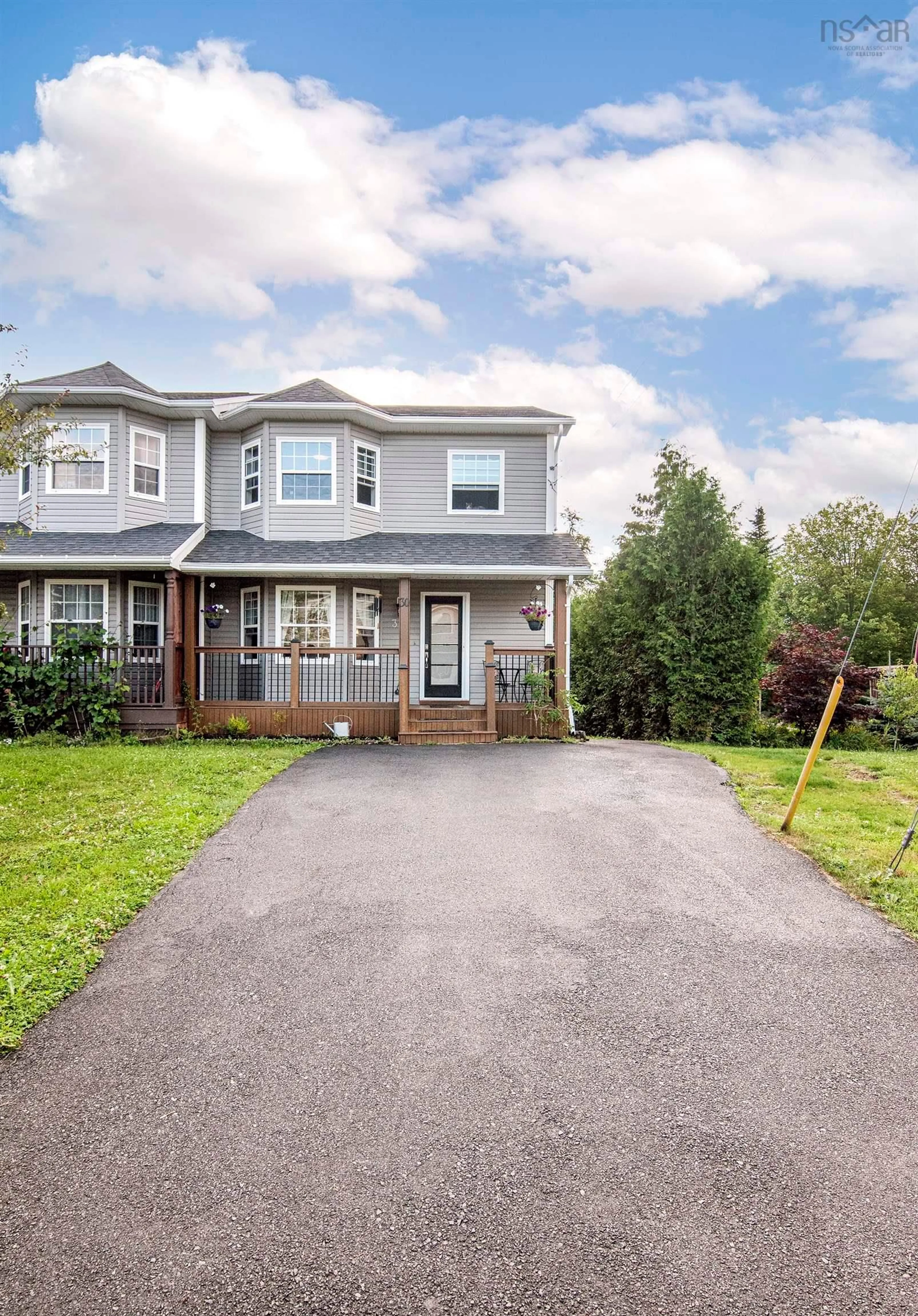 Home with vinyl exterior material, street for 30 Yoon Crt, Timberlea Nova Scotia B3T 2K4