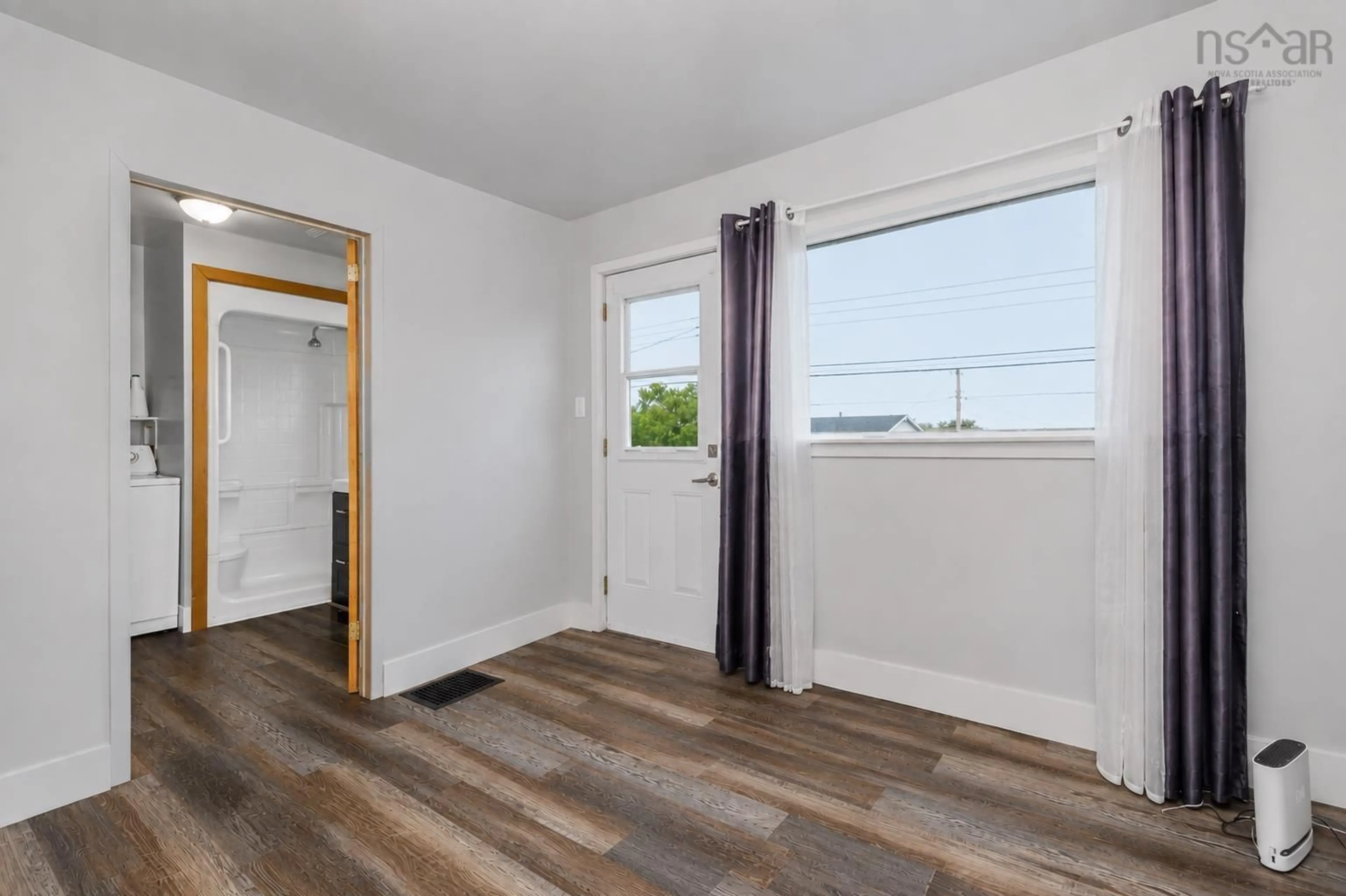 A pic of a room for 3444 Emerald St, New Waterford Nova Scotia B1H 1H6