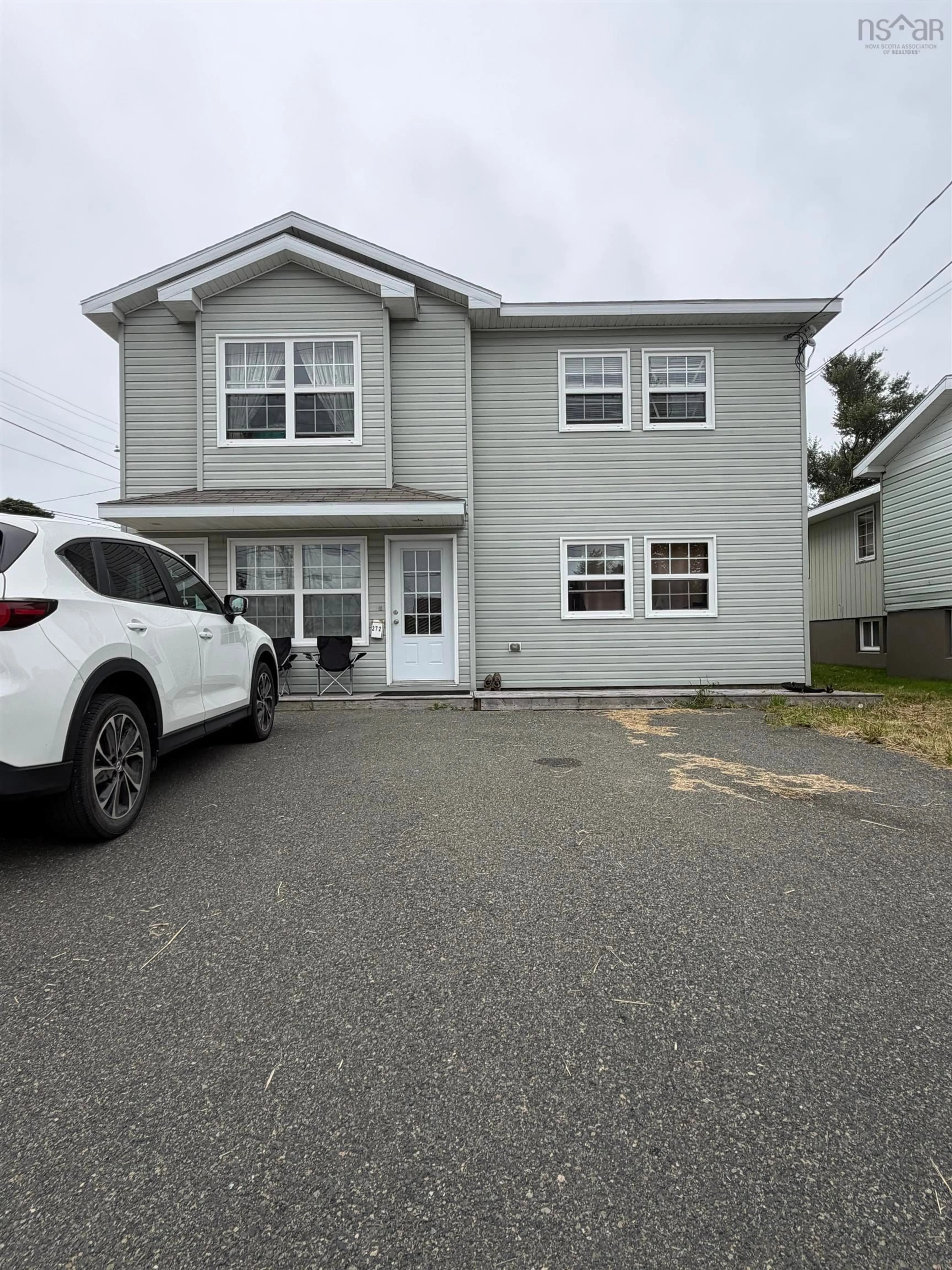 Home with vinyl exterior material, street for 272/274 York St, Glace Bay Nova Scotia B1A 2M3