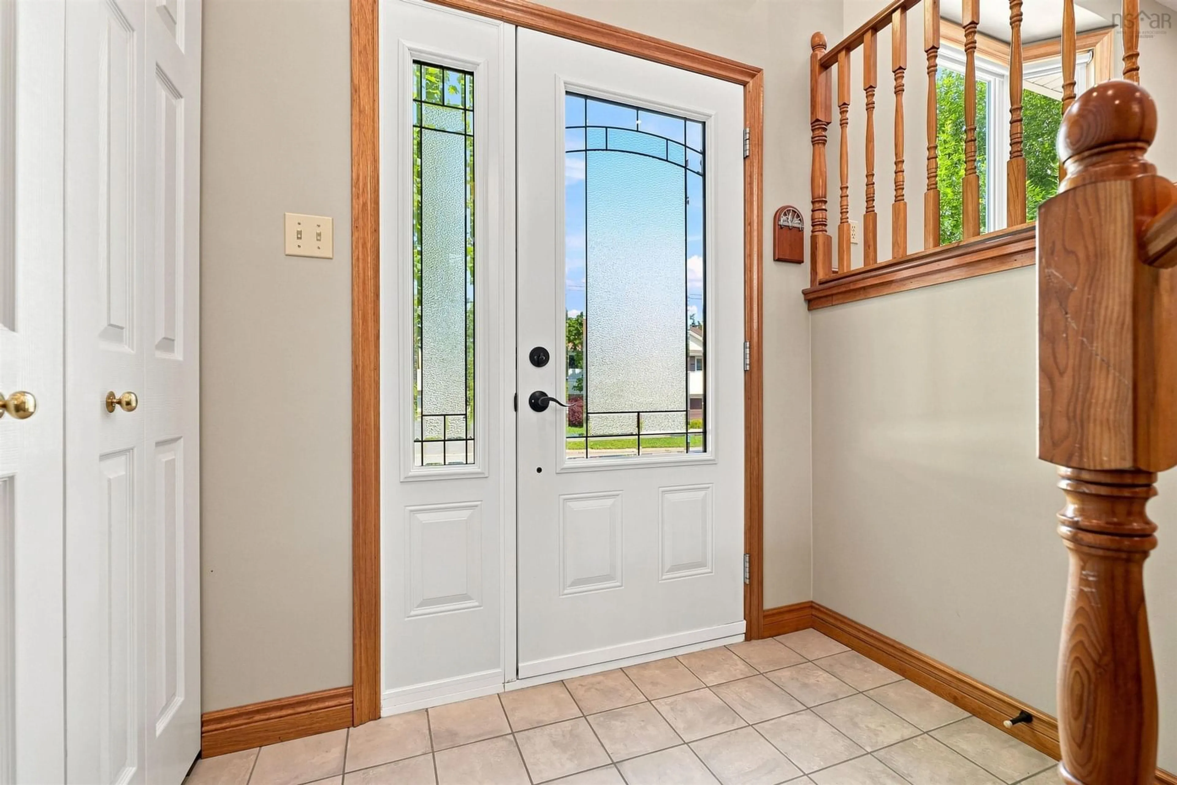 Indoor entryway for 34 Bass Crt, Dartmouth Nova Scotia B2V 2R8