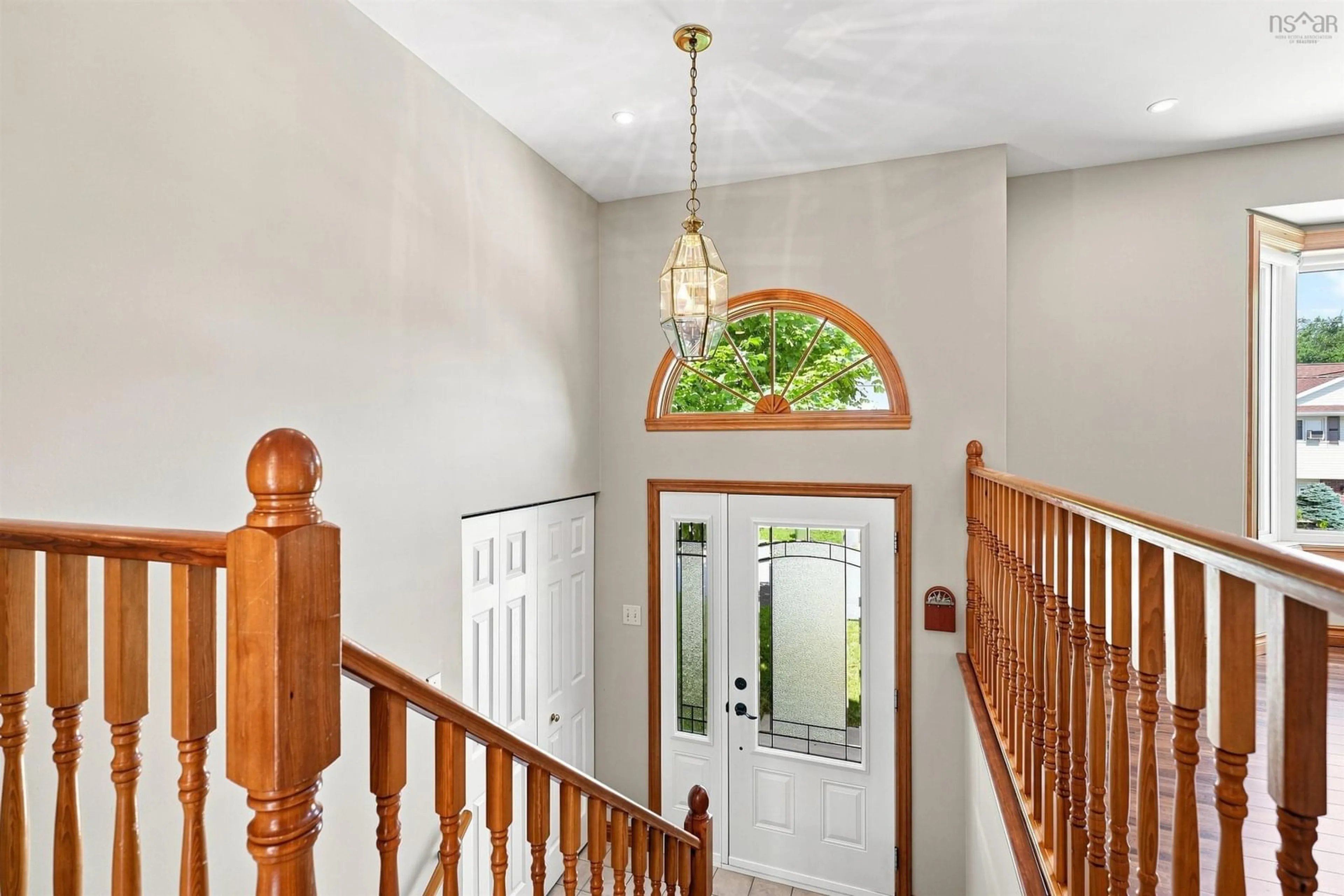 Indoor foyer for 34 Bass Crt, Dartmouth Nova Scotia B2V 2R8