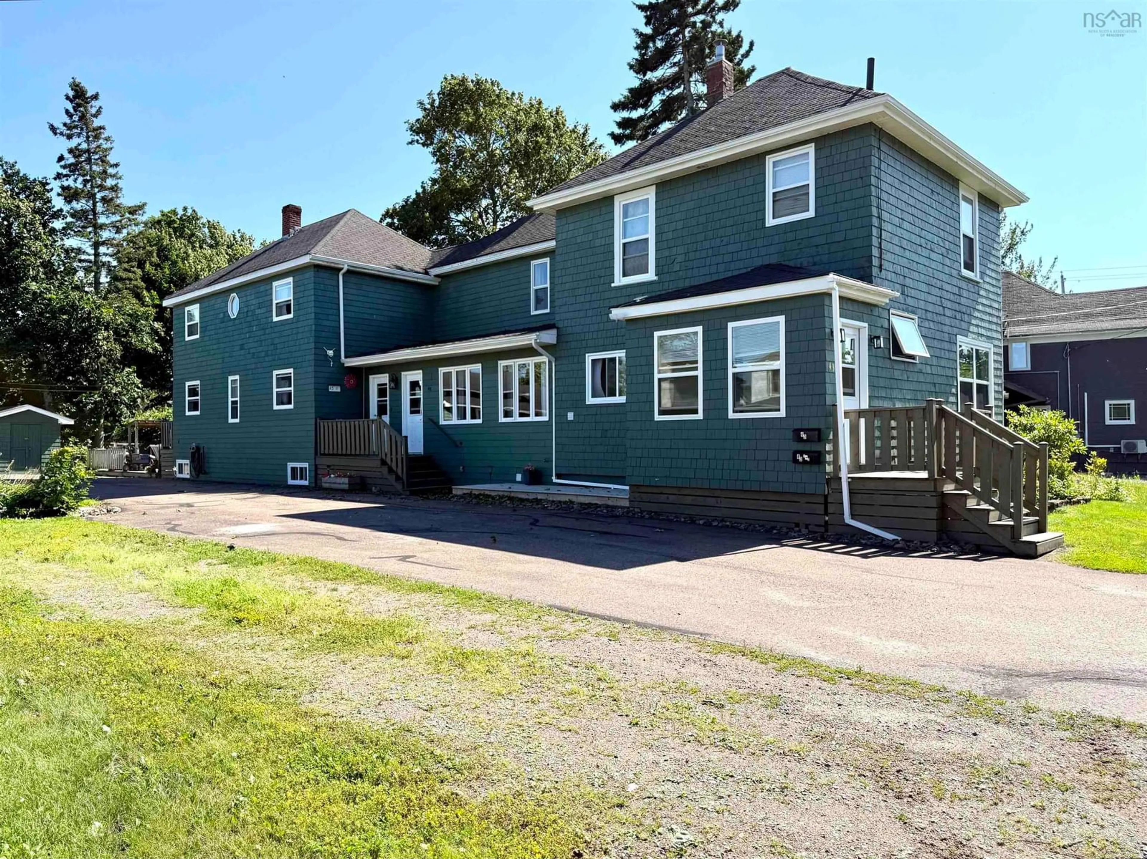 A pic from outside/outdoor area/front of a property/back of a property/a pic from drone, building for 43 Queen St, Amherst Nova Scotia B4H 1R2