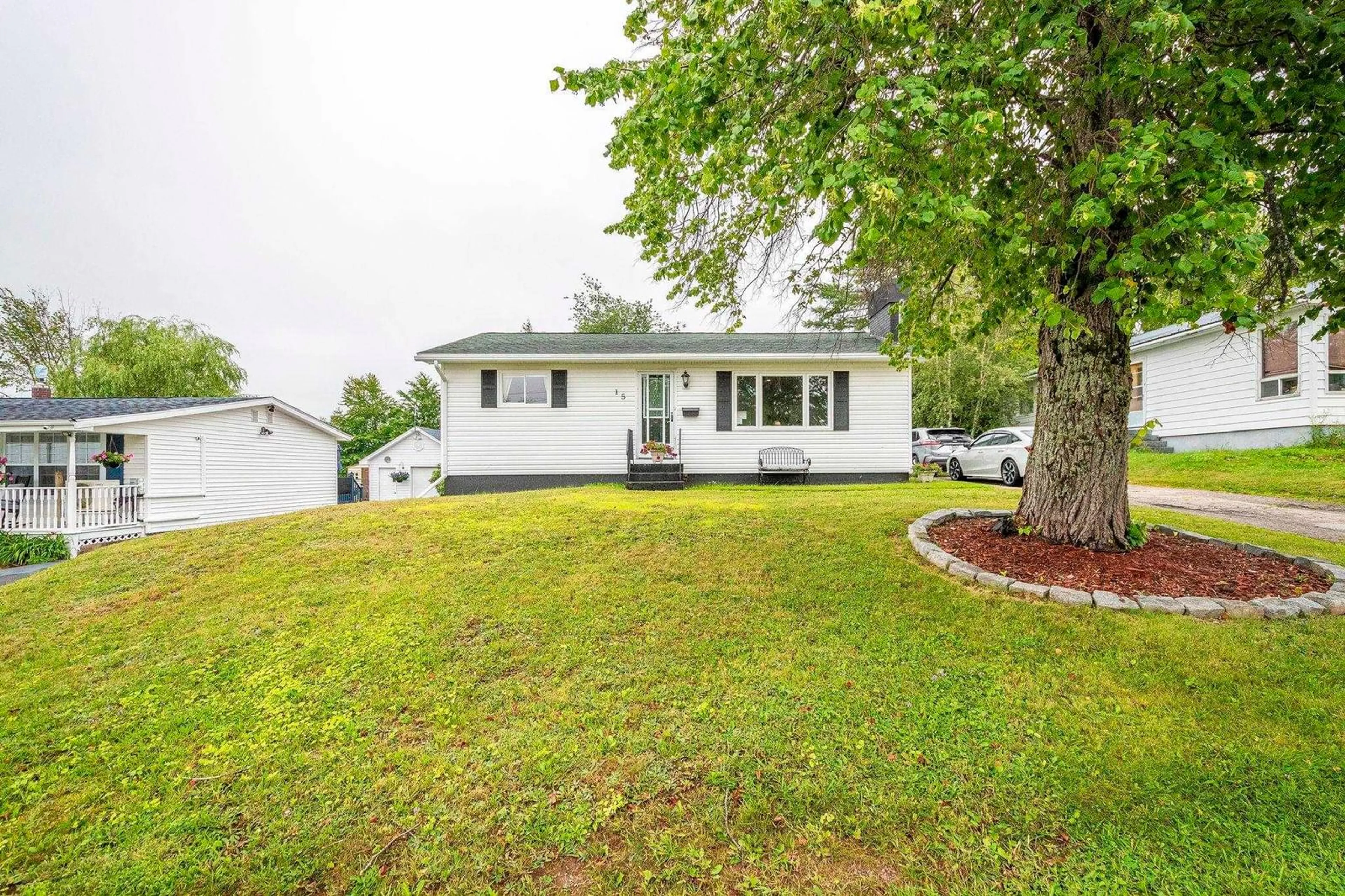 Home with vinyl exterior material, unknown for 15 Terrace Ave, Stellarton Nova Scotia B0K 1S0
