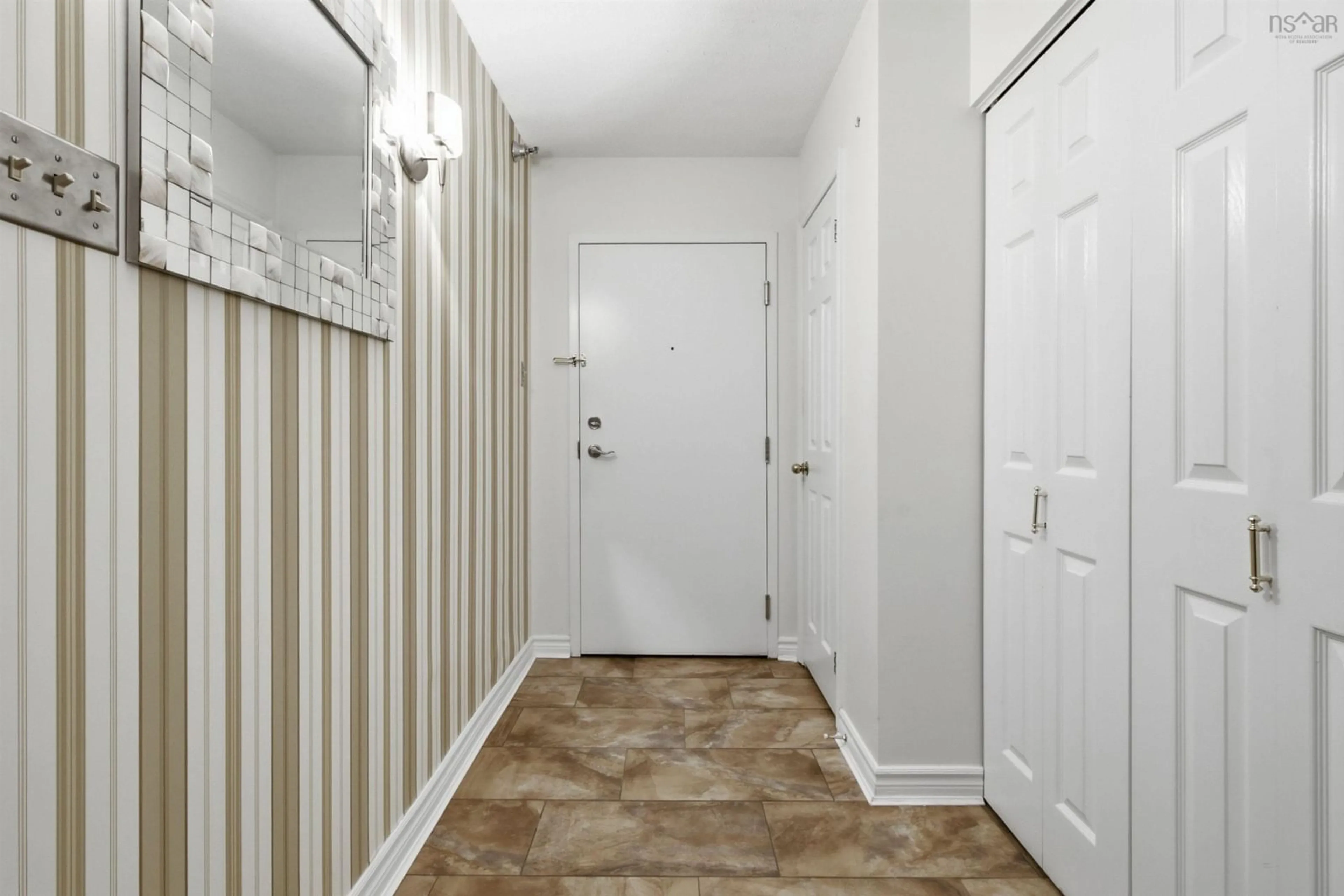 Indoor entryway for 85 Spinnaker Dr #206, Halifax Nova Scotia B3N 3E3