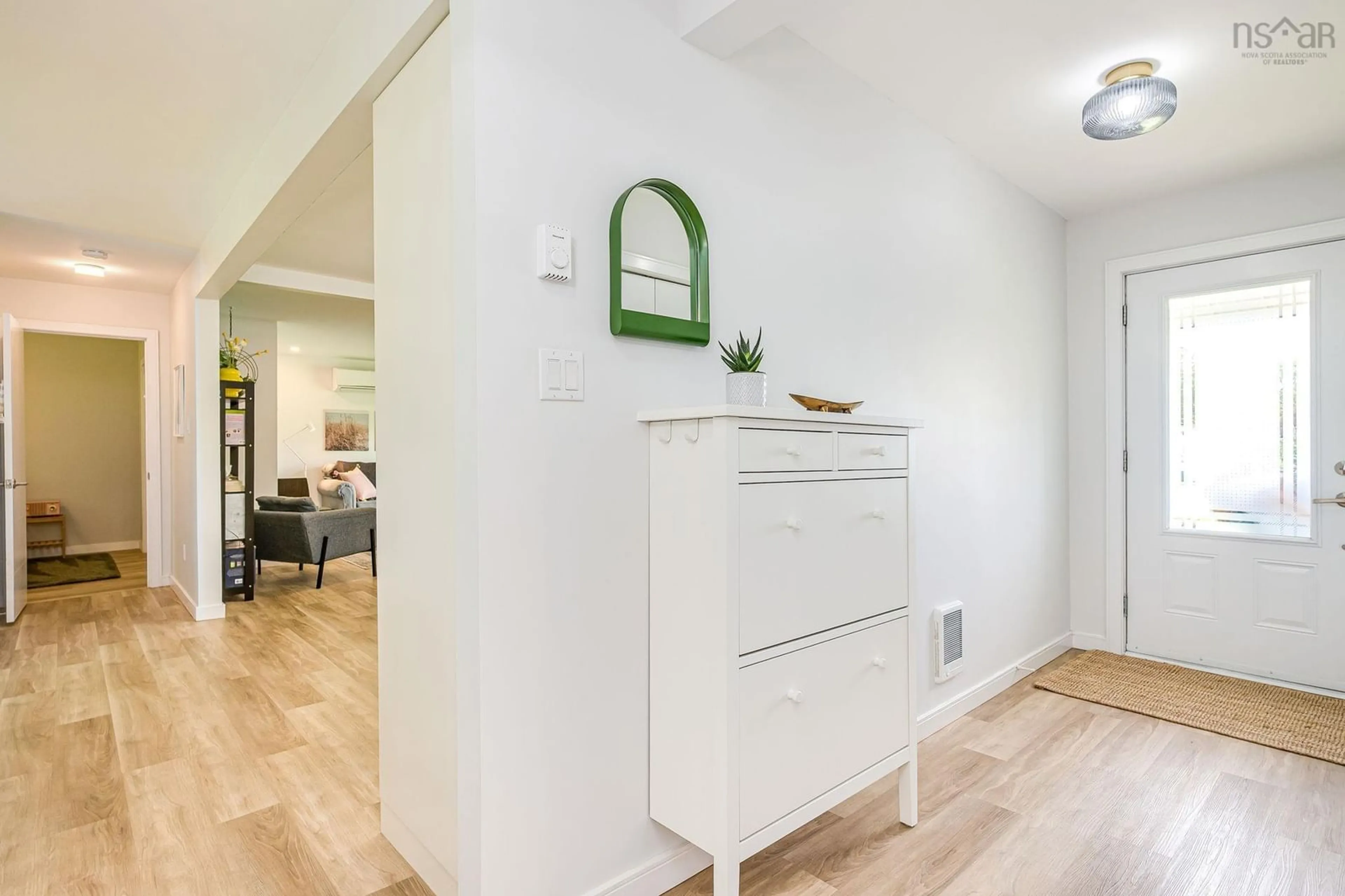 Indoor entryway for 7 Nabob Crt, Dartmouth Nova Scotia B2W 0B5