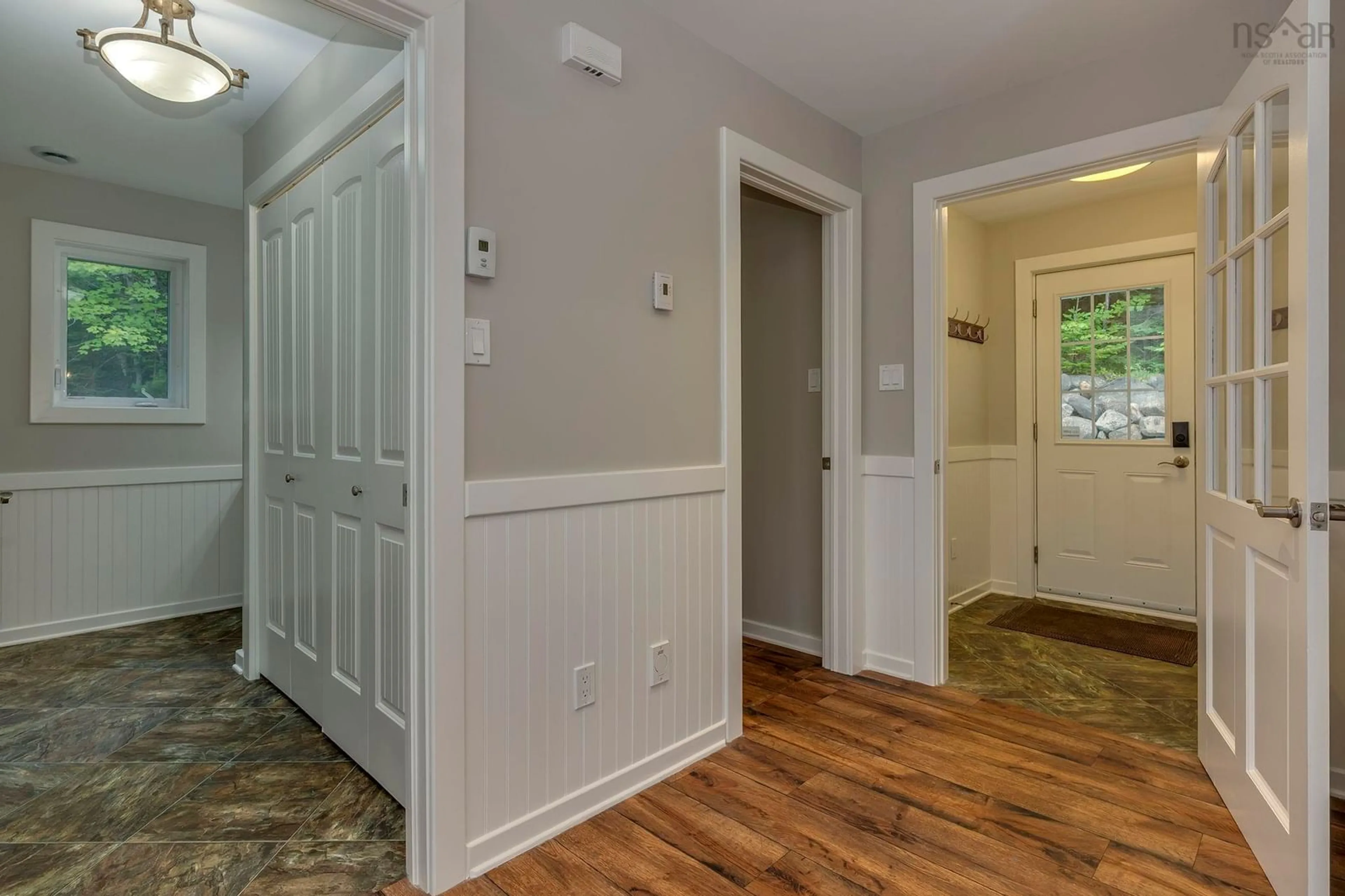Indoor entryway for 12991 Peggys Cove Rd, Tantallon Nova Scotia B3Z 2K3