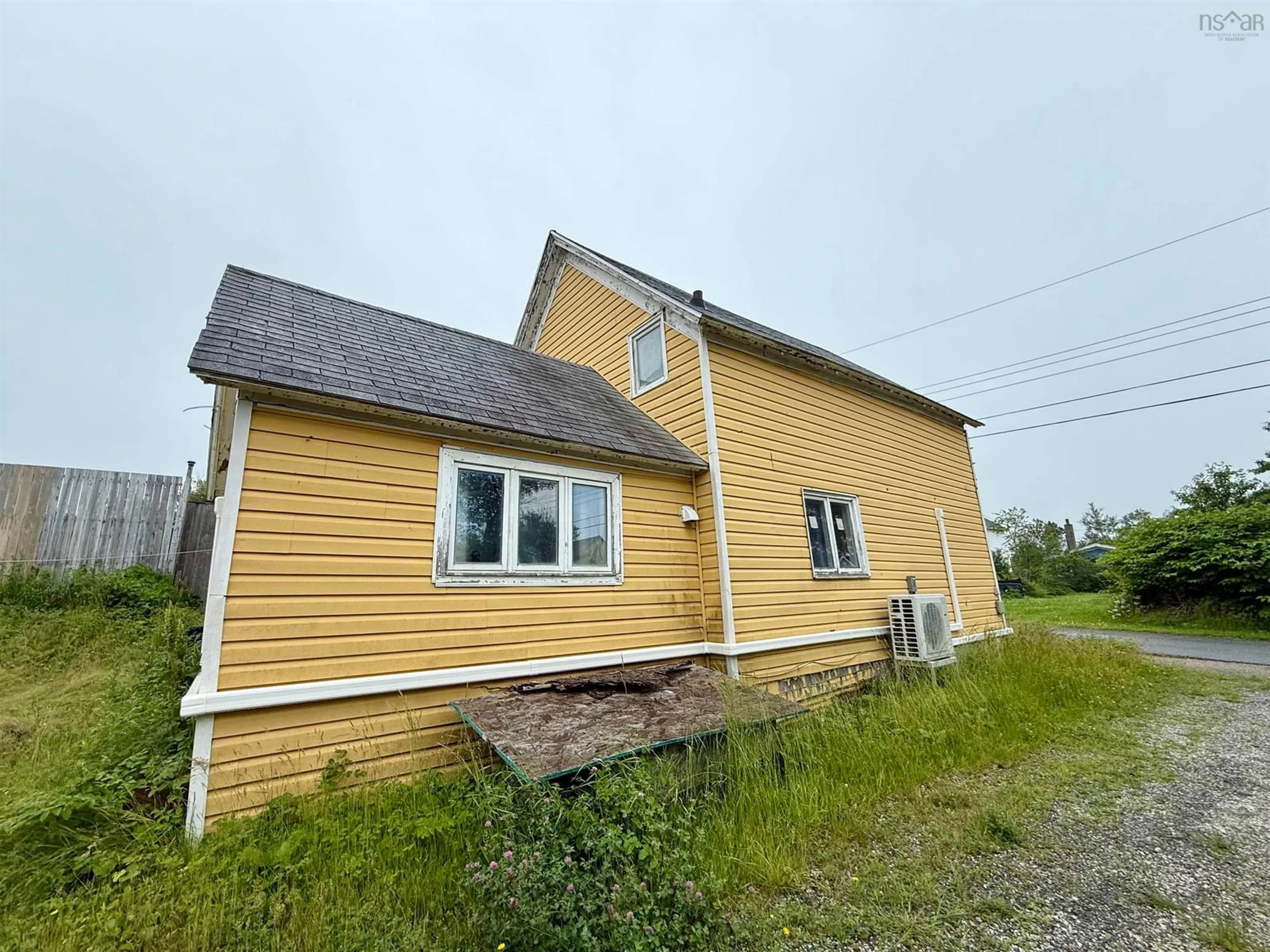 Unknown for 21 Leslie Lane, Glace Bay Nova Scotia B1A 2E4