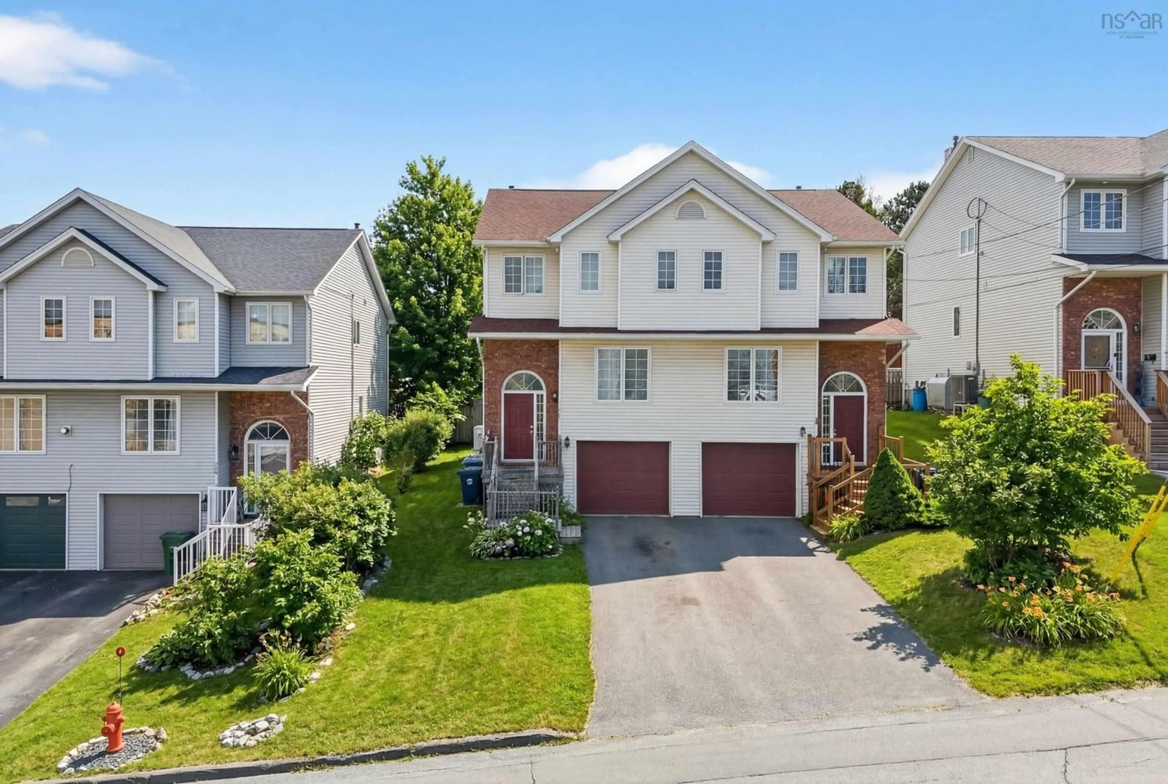A pic from outside/outdoor area/front of a property/back of a property/a pic from drone, street for 38 Evans Ave, Halifax Nova Scotia B3M 1C2