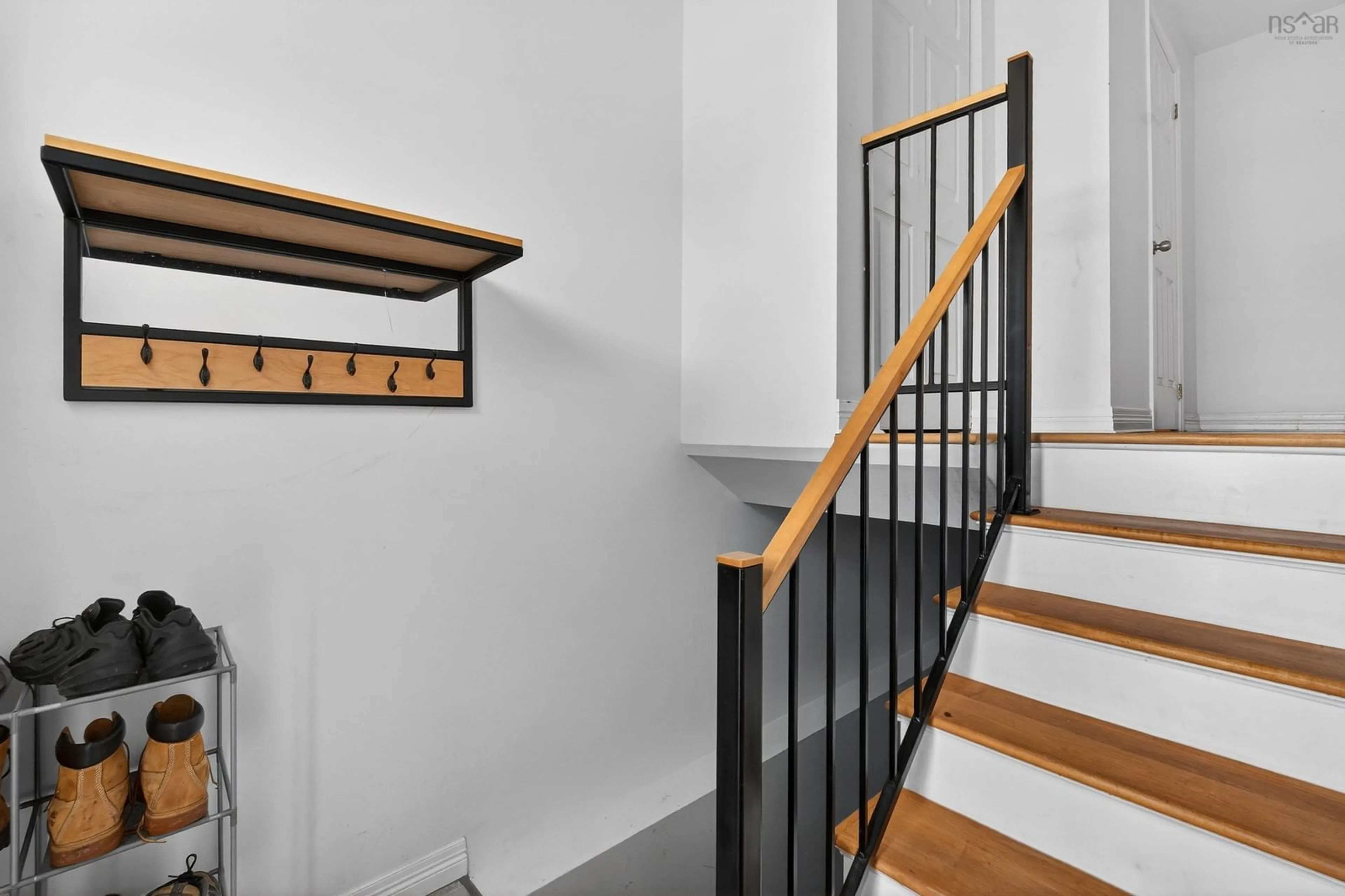 Stairs for 38 Evans Ave, Halifax Nova Scotia B3M 1C2