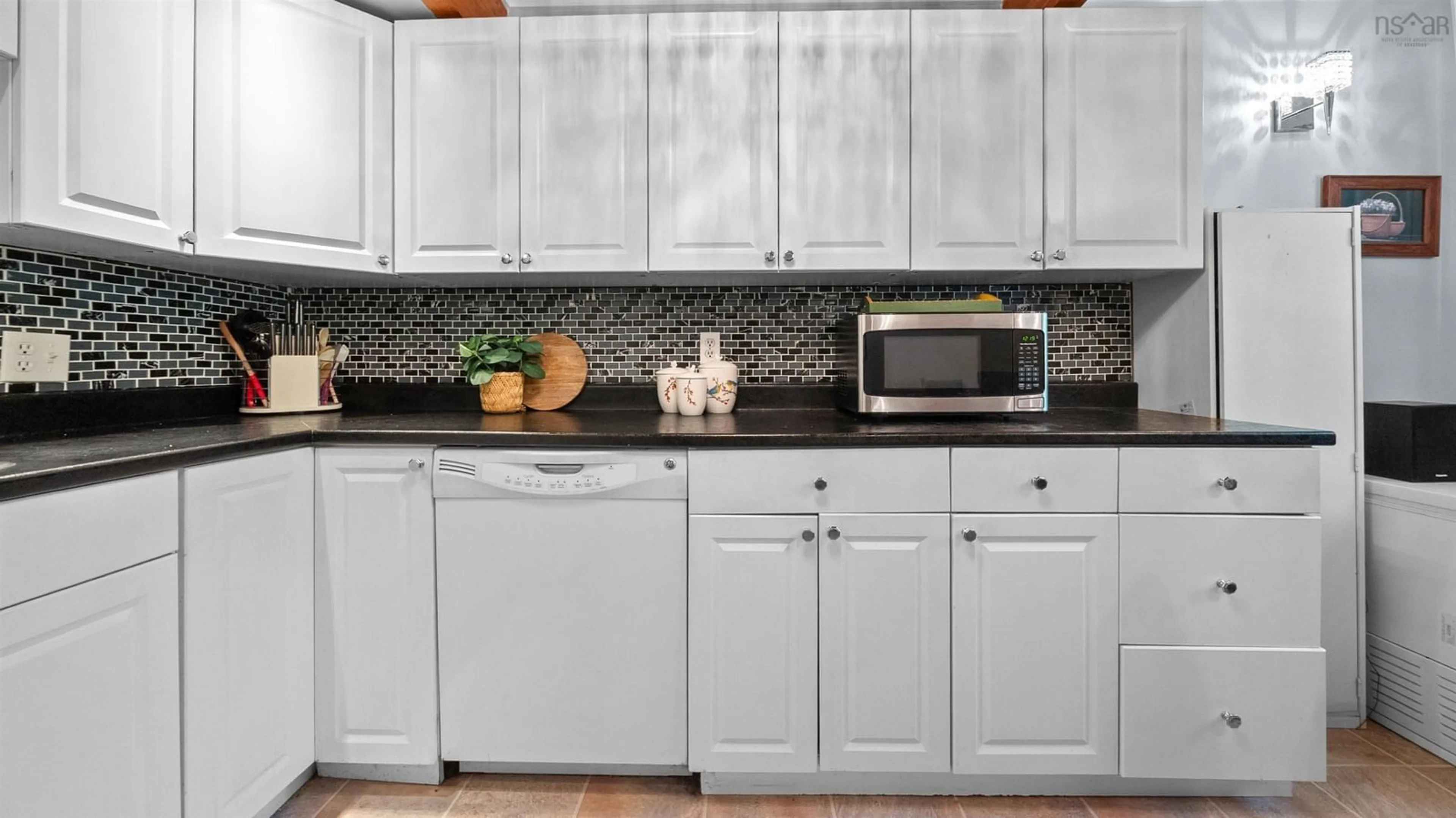 Standard kitchen, ceramic/tile floor for 63 Cavendish Rd, Halifax Nova Scotia B3P 2J6