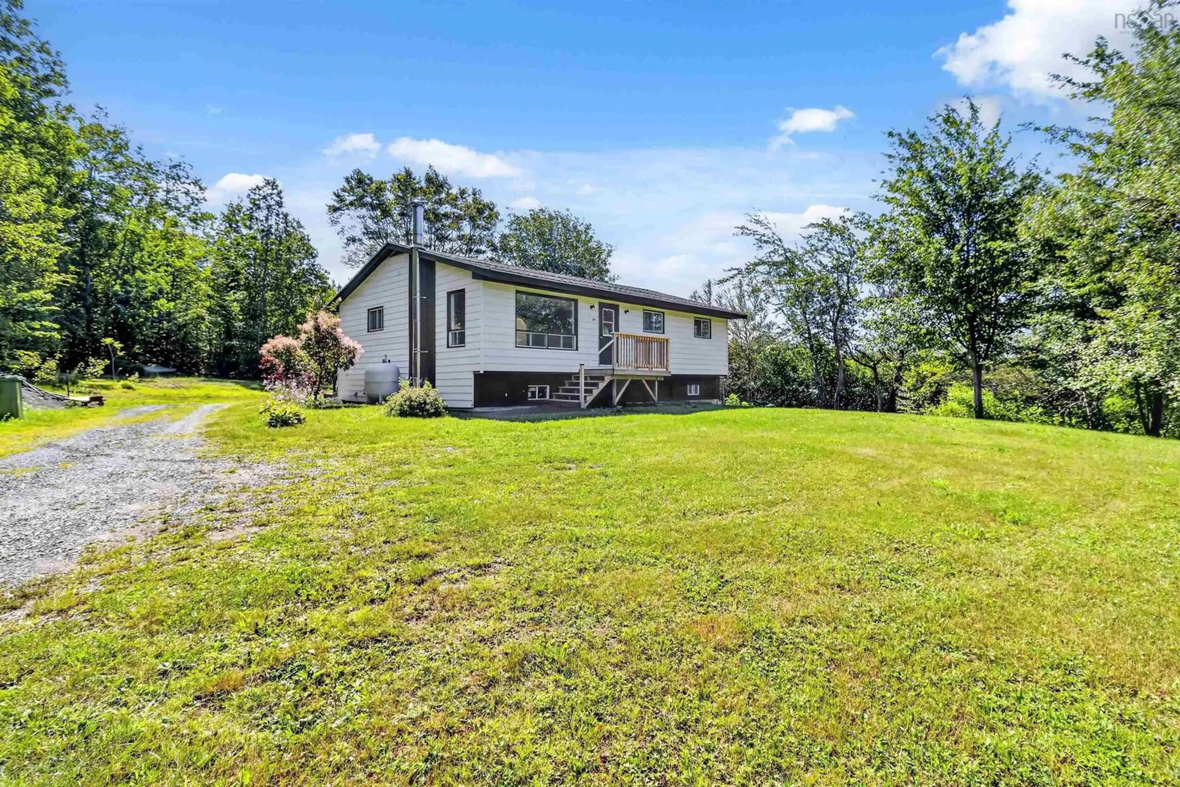 A pic from outside/outdoor area/front of a property/back of a property/a pic from drone, unknown for 19 Waterloo Rd, Waterloo Nova Scotia B4V 8J8