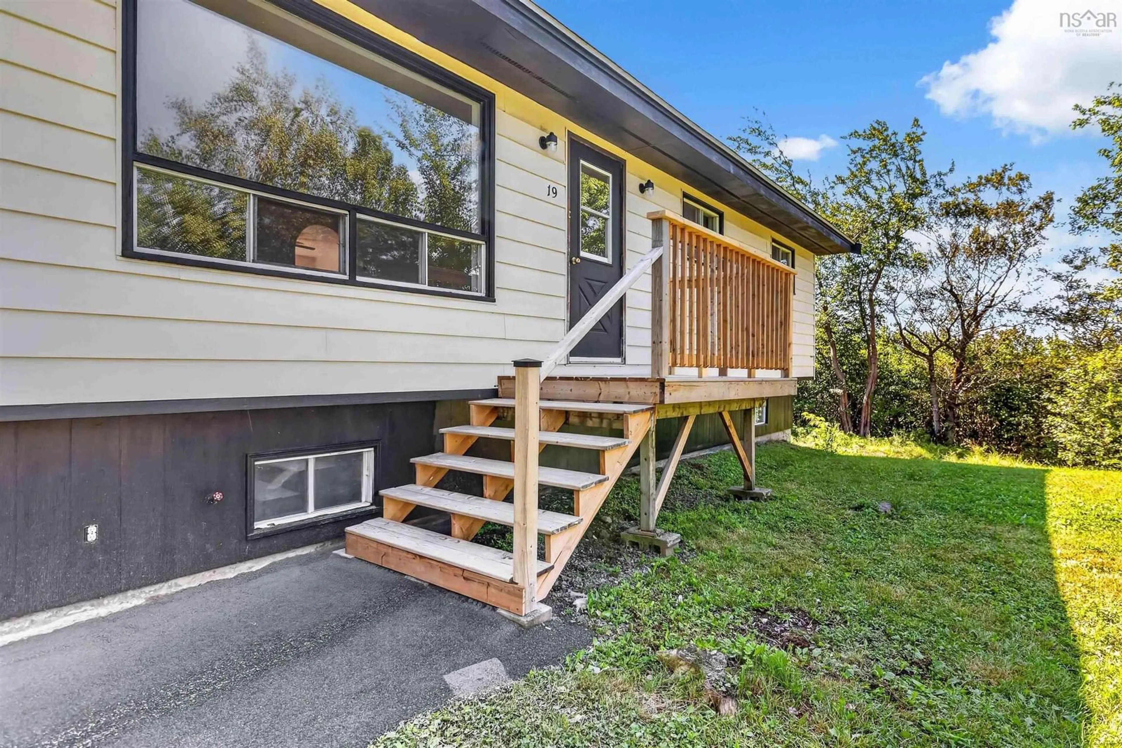 Unknown for 19 Waterloo Rd, Waterloo Nova Scotia B4V 8J8