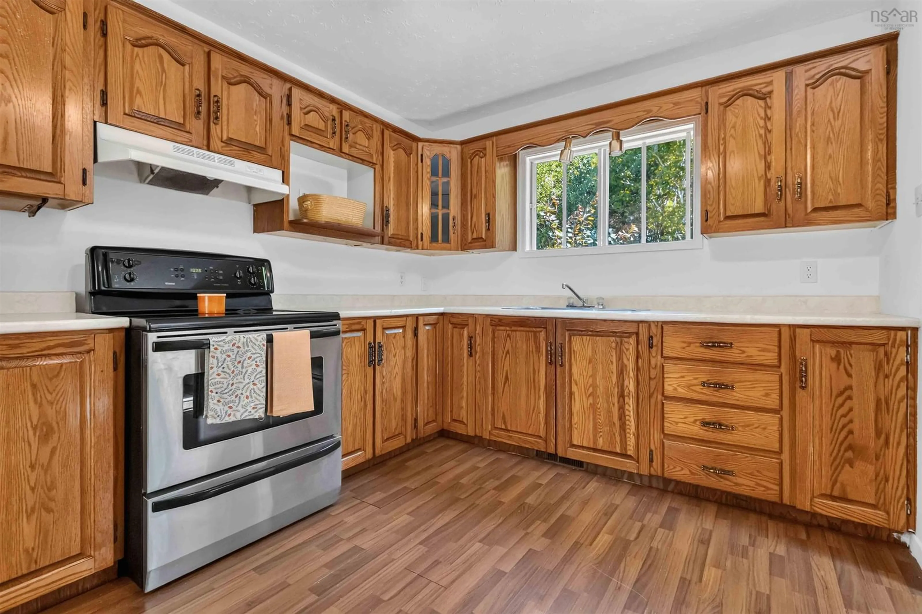 Standard kitchen, unknown for 19 Waterloo Rd, Waterloo Nova Scotia B4V 8J8