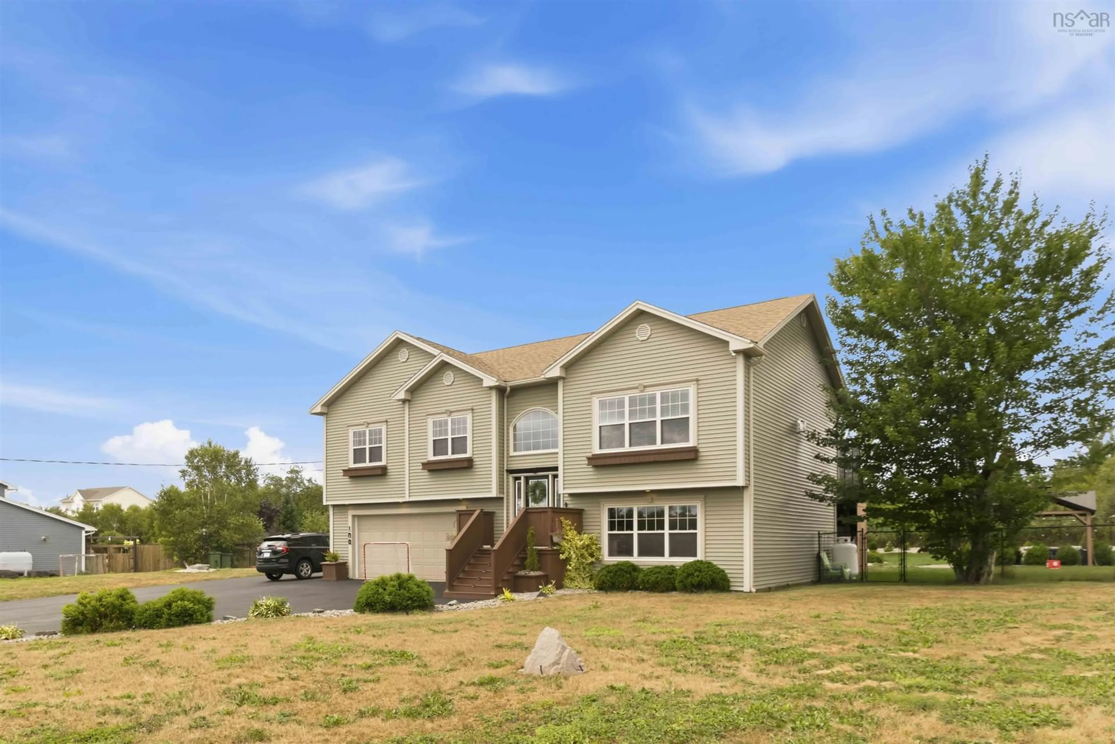 Home with vinyl exterior material, unknown for 100 Morgan Dr, Lawrencetown Nova Scotia B2Z 1V6