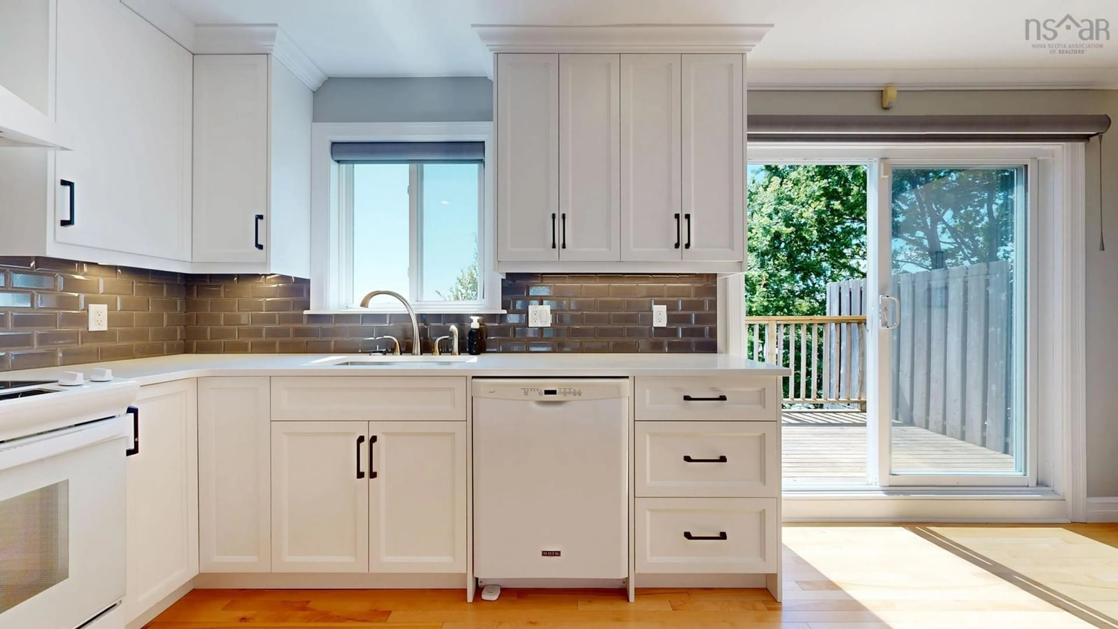 Contemporary kitchen, unknown for 3346 Ashton Lane, Halifax Peninsula Nova Scotia B3L 4T5